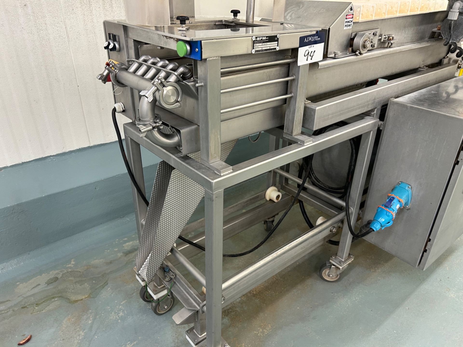 LPM 10003 Wedging and Slicing Machine - Image 8 of 15
