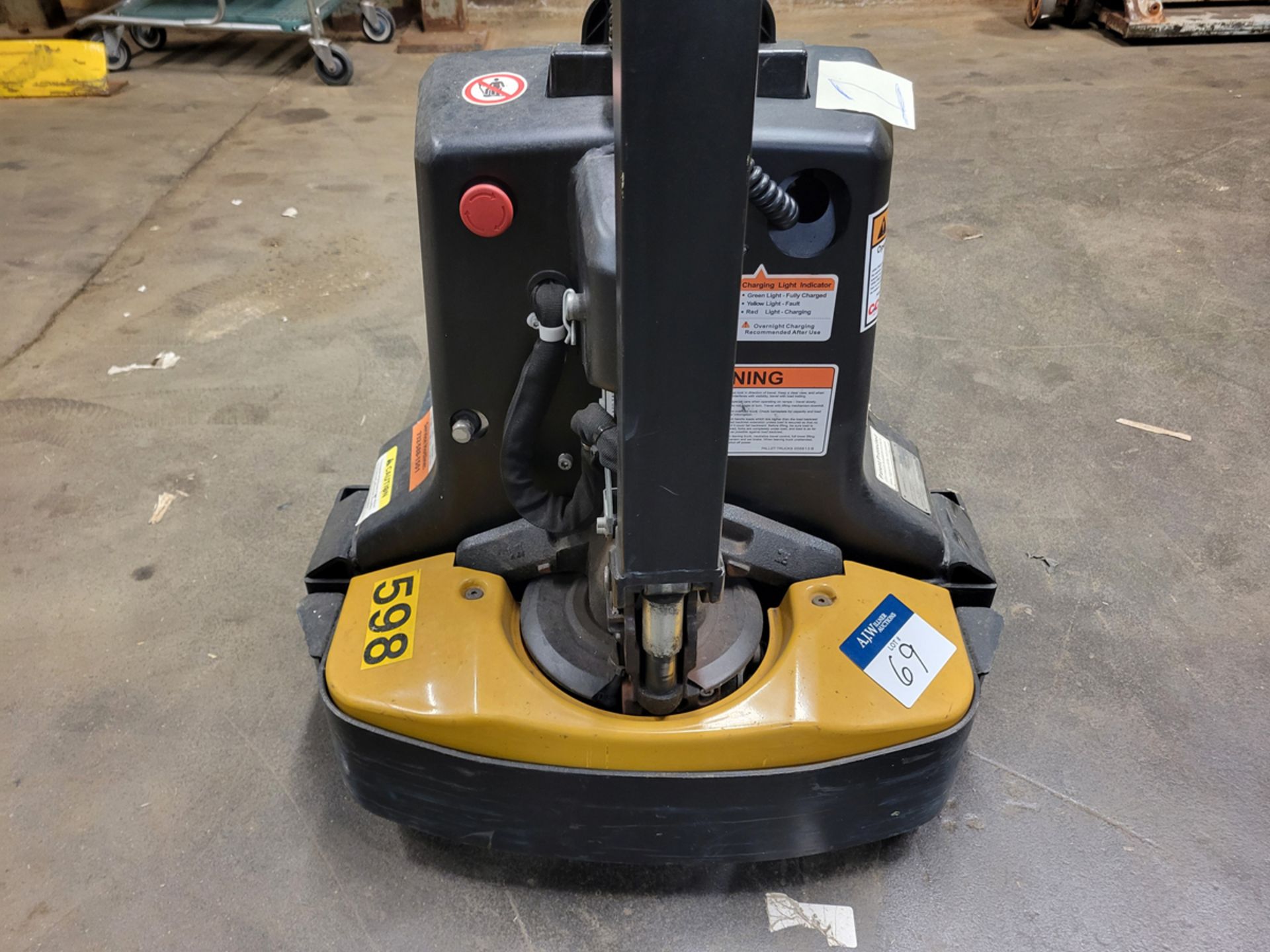 Big Joe LPT33 3,300lbs Electric 24V Pallet Jack - Image 5 of 8