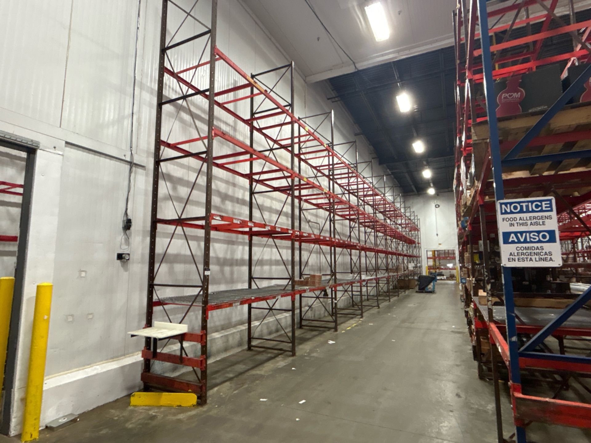 A Group of Structural Pallet Racking, 19' Tall, Approx. 96 Sections - Bild 3 aus 10