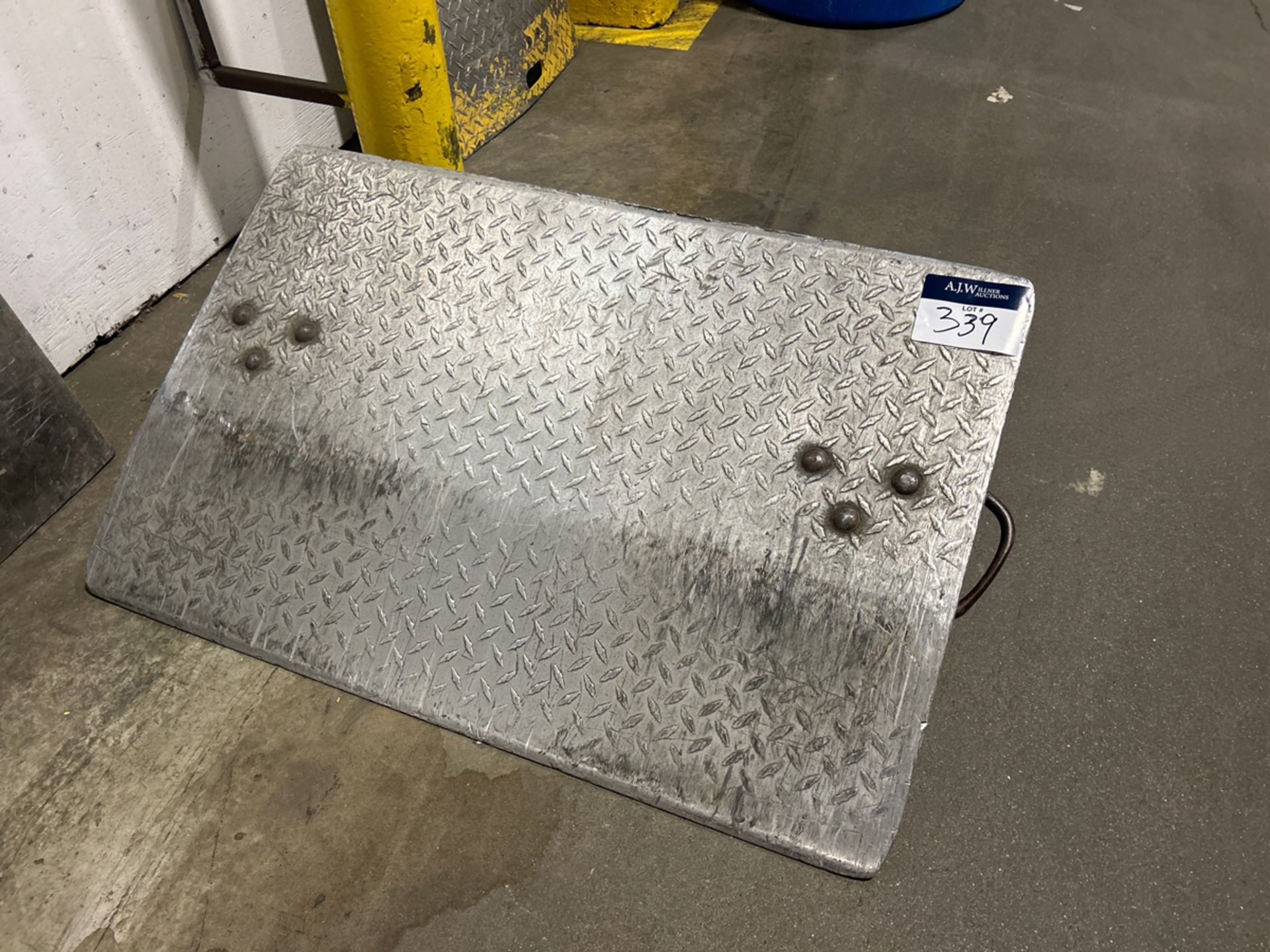 3350lbs Capacity Steel Dock Plate