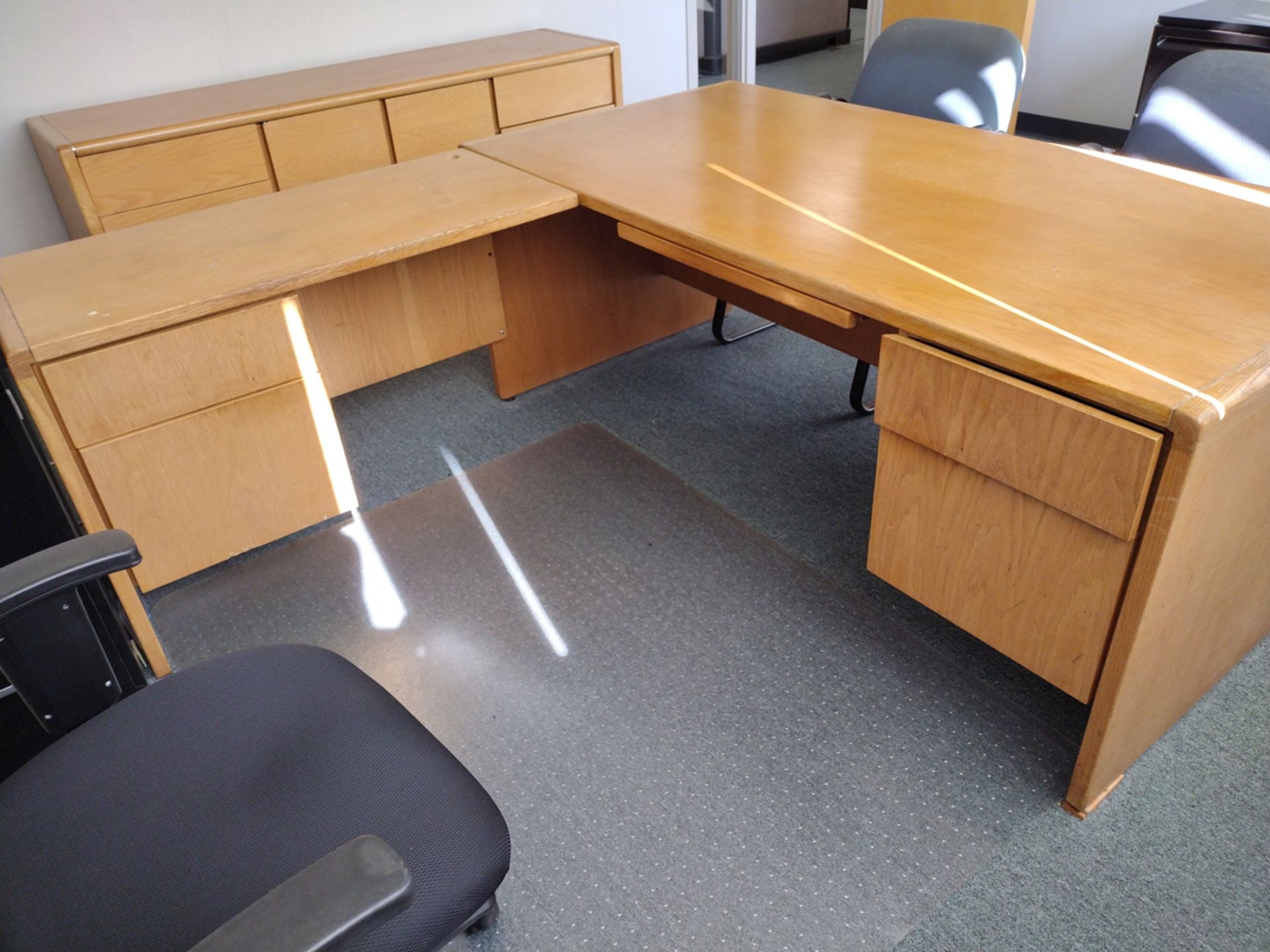 Group of Office Furniture Throughout Rooms - Image 7 of 8
