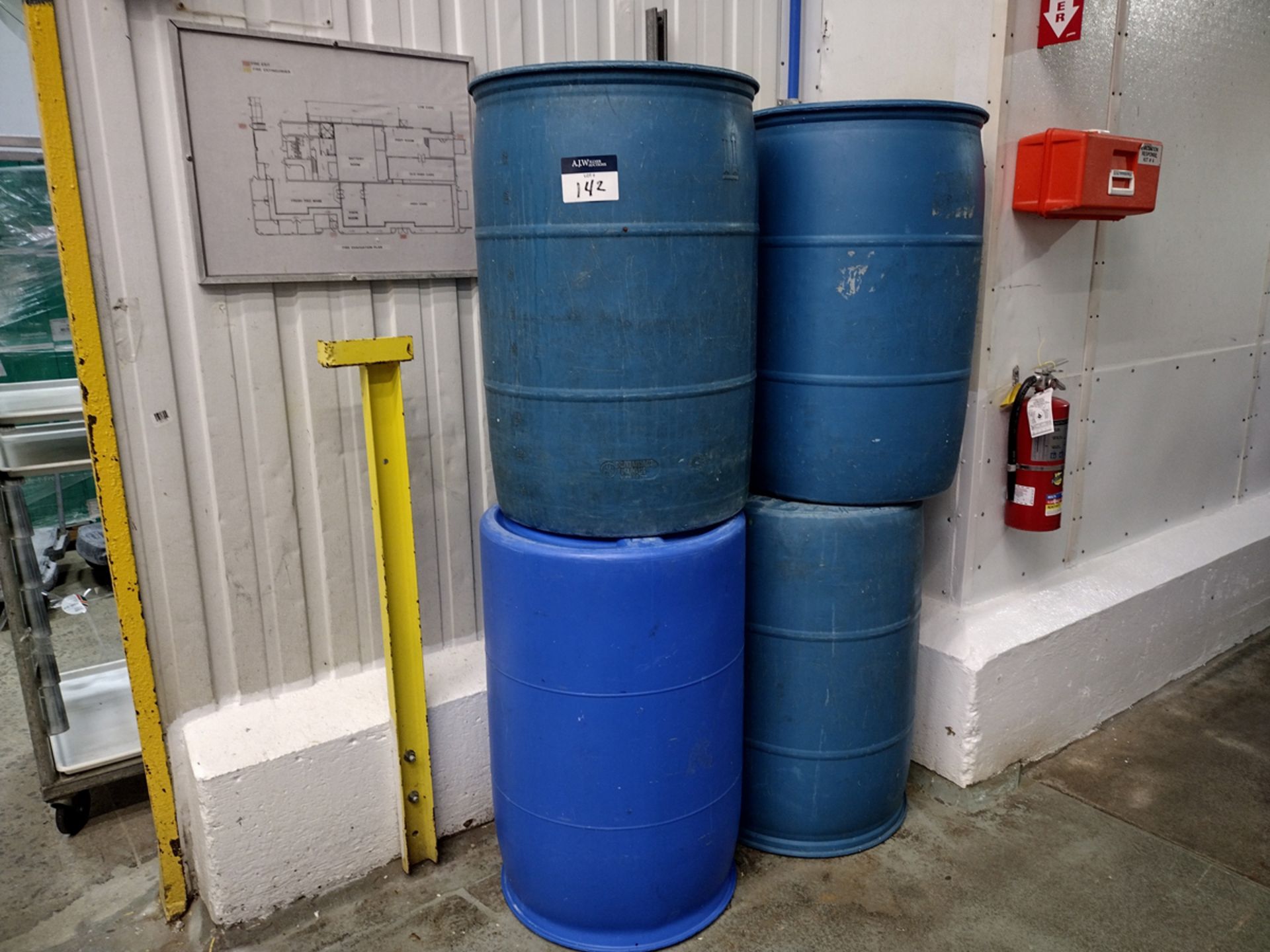 {Each} 55 Gallon Poly Storage Barrels - Image 3 of 8