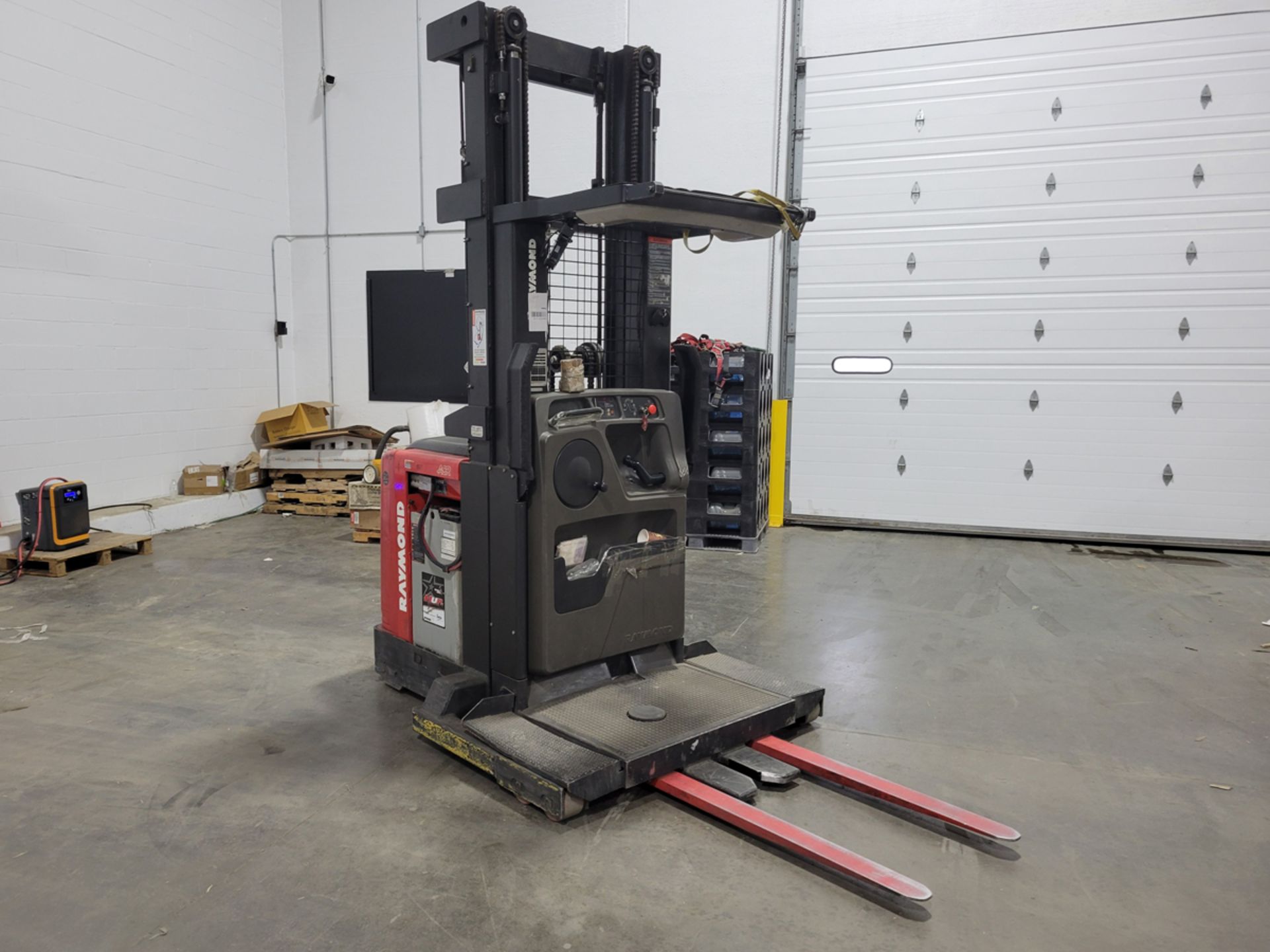 Raymond Model 560-OPC30TT Order Picker w/ Charger