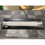 24"Fluorescent UnderShelf Light