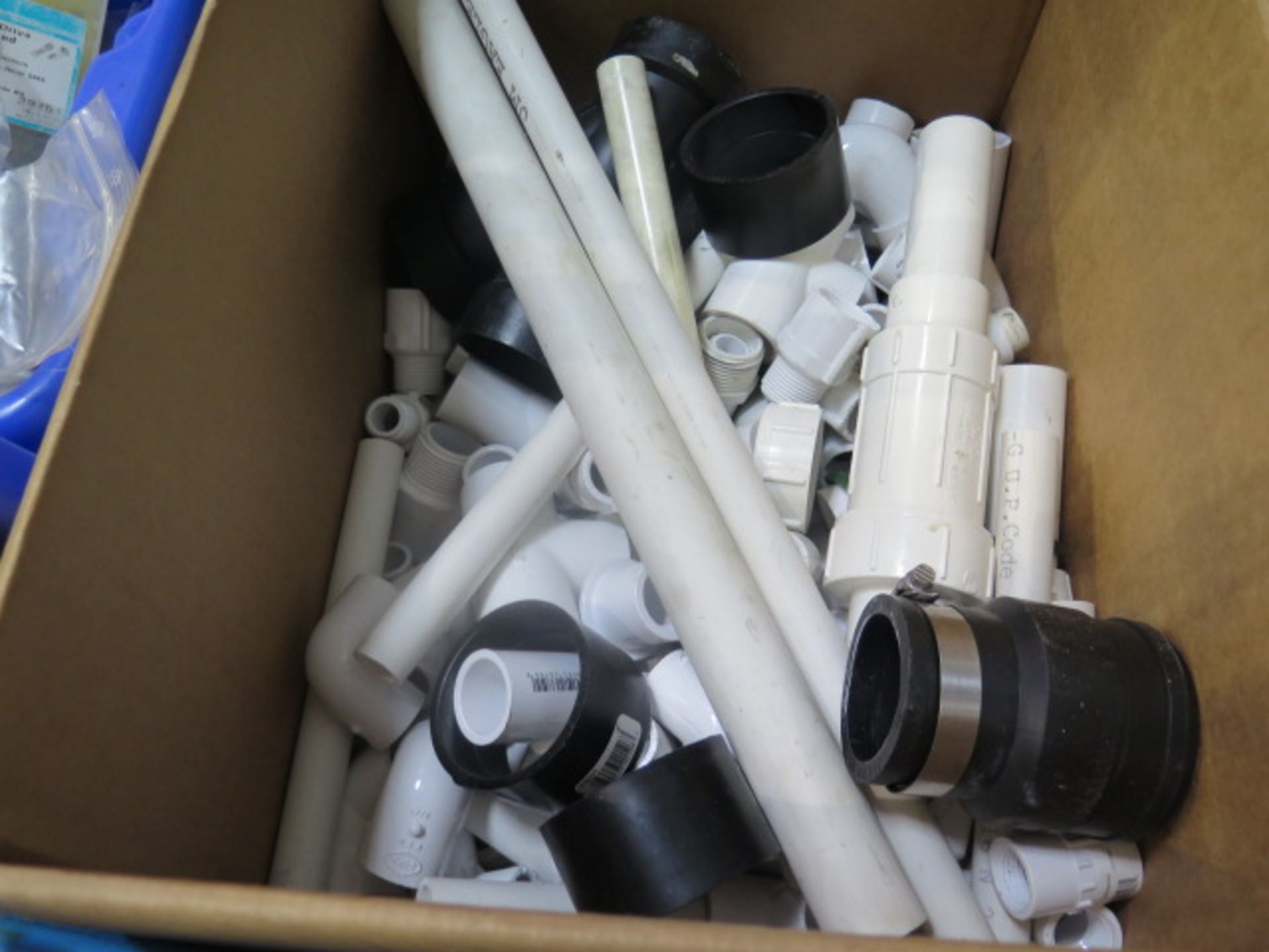 Plumbing Supplies (SOLD AS-IS - NO WARRANTY) - Bild 7 aus 9