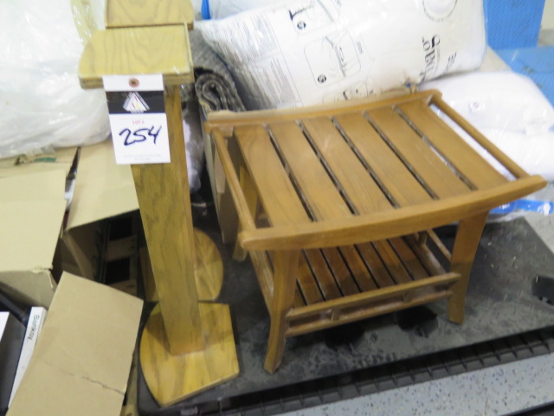 Misc Personal Items (4 Pallets) (SOLD AS-IS - NO WARRANTY) - Bild 7 aus 13