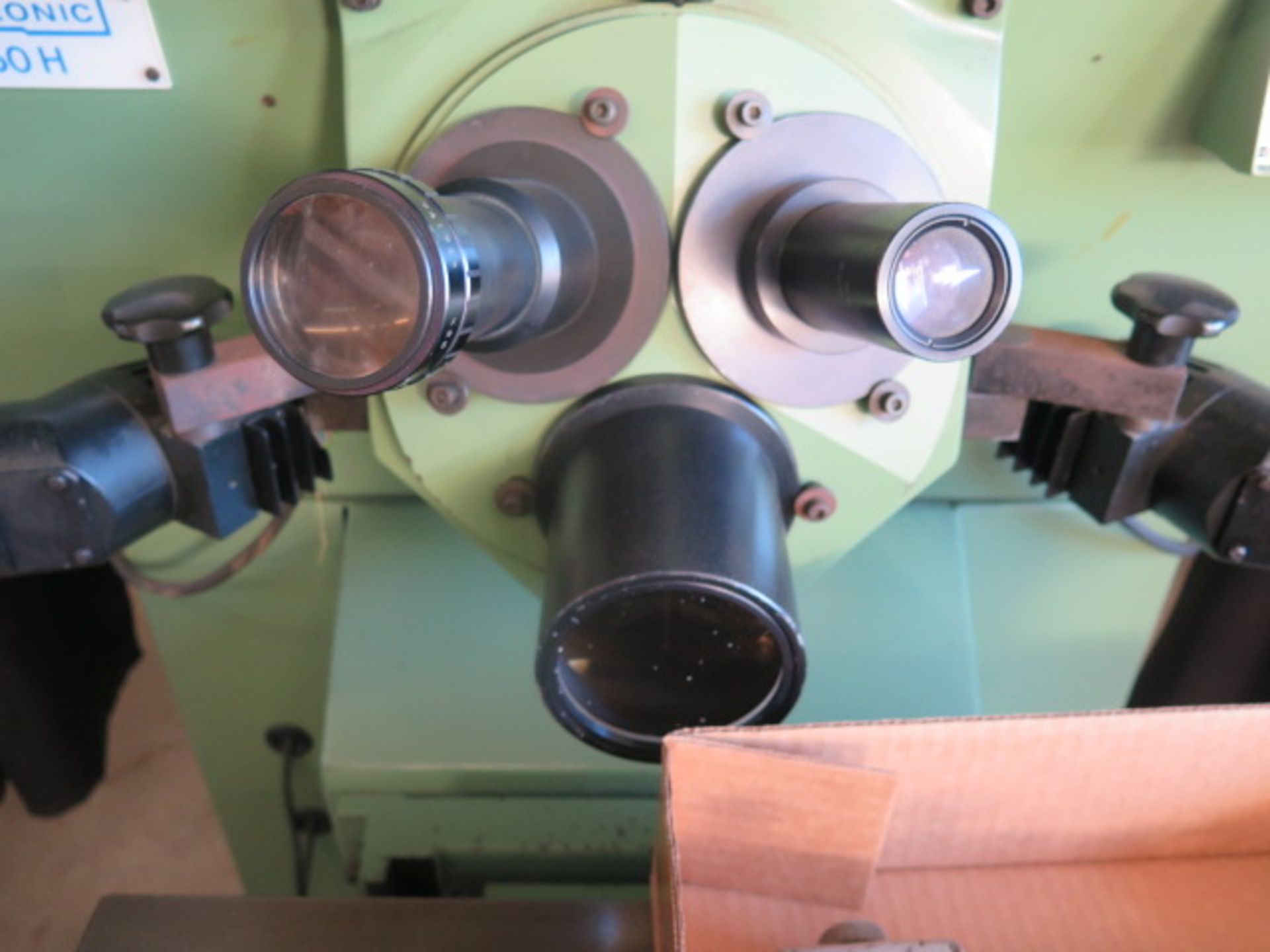 Deltronic 750H Floor Model Optical Comparator w/ Heidenhain DRO, Digital Angular Readout, SOLD AS IS - Image 7 of 15