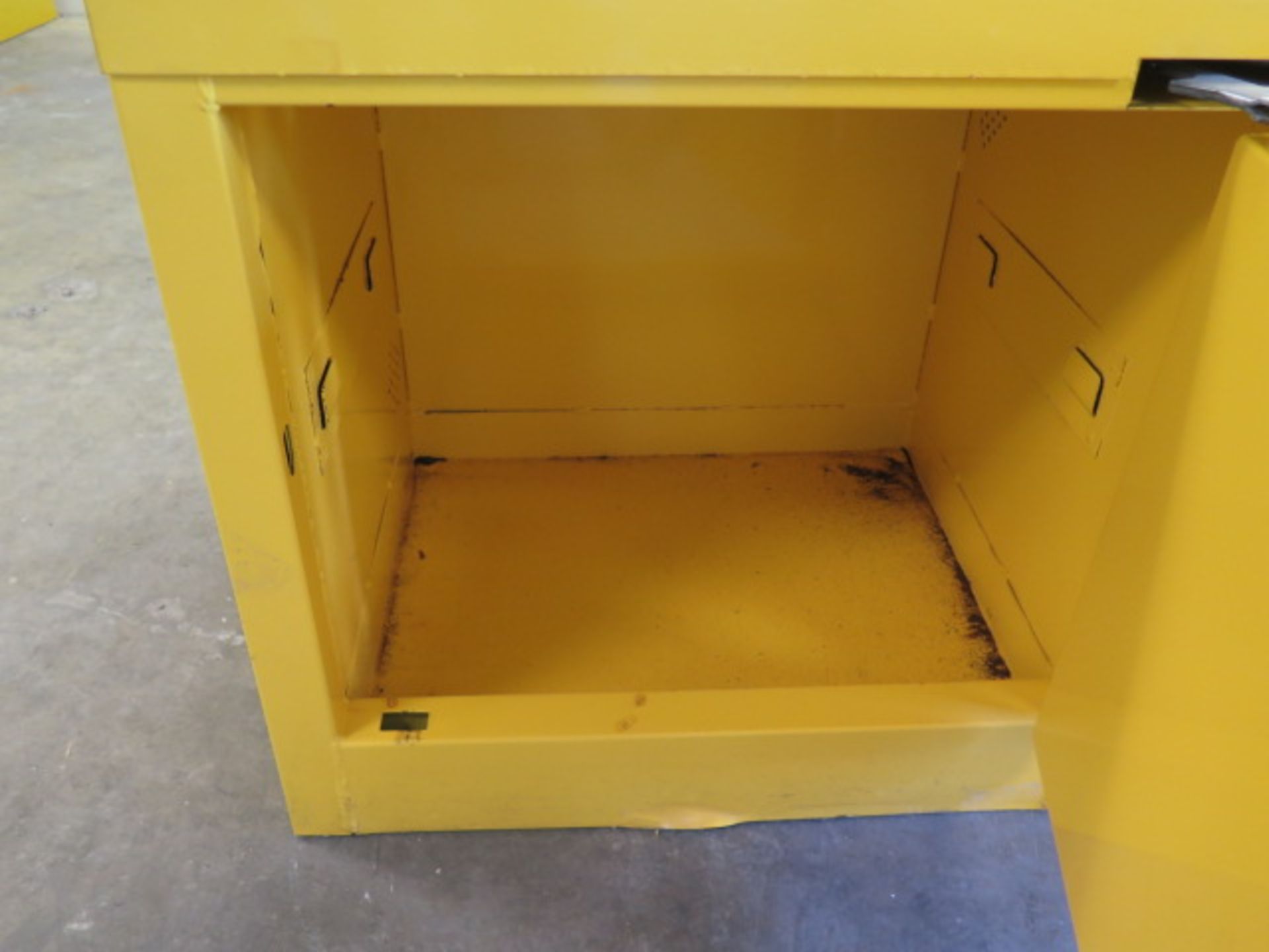 Jamco Flammables Storage Cabinet (SOLD AS-IS - NO WARRANTY) - Image 3 of 5