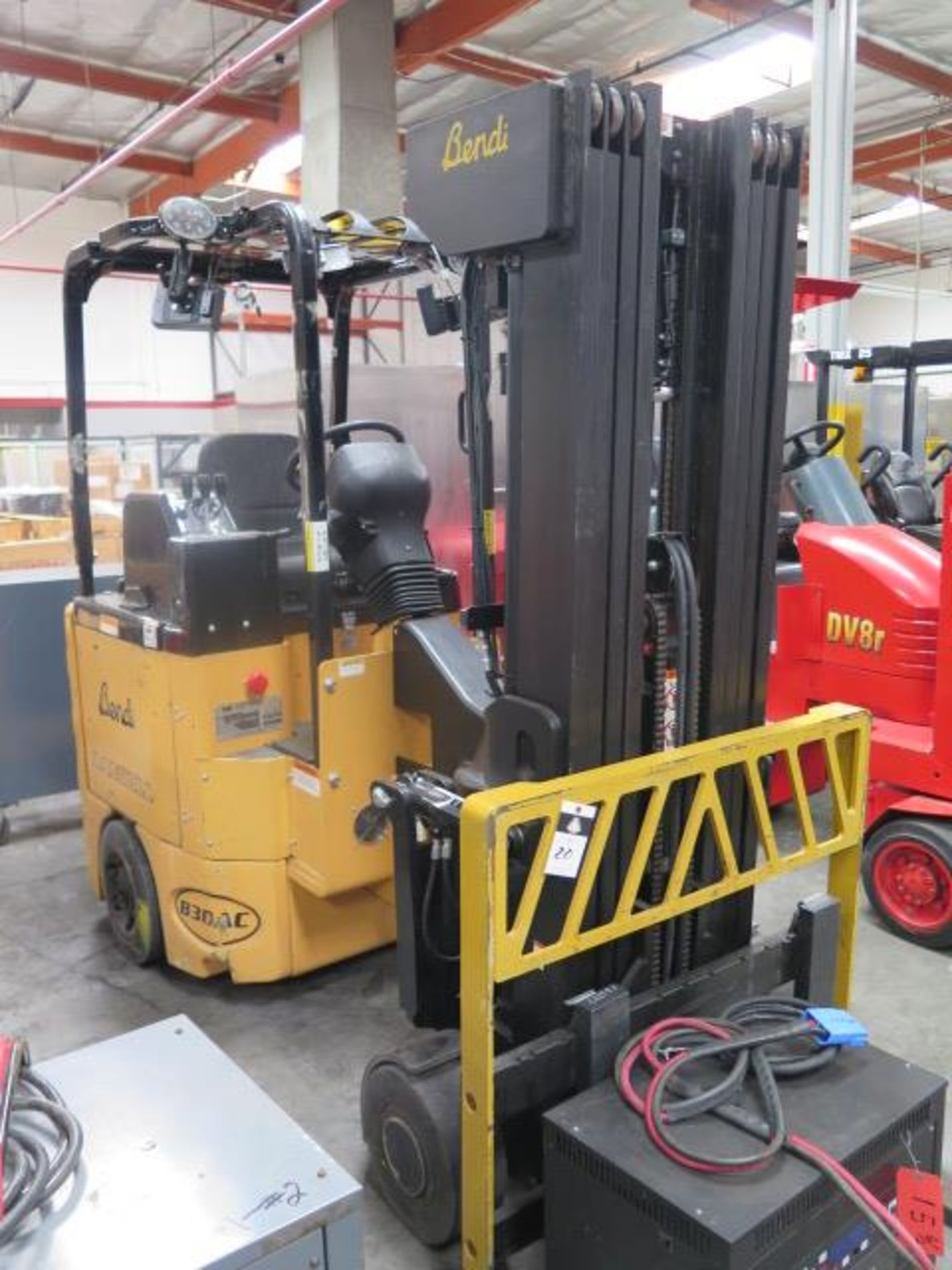 Bendi Landoll B30/42E180D 3000 Lb Articulating Electric Forklift s/nB30/42AC-1105A-06581,SOLD AS IS