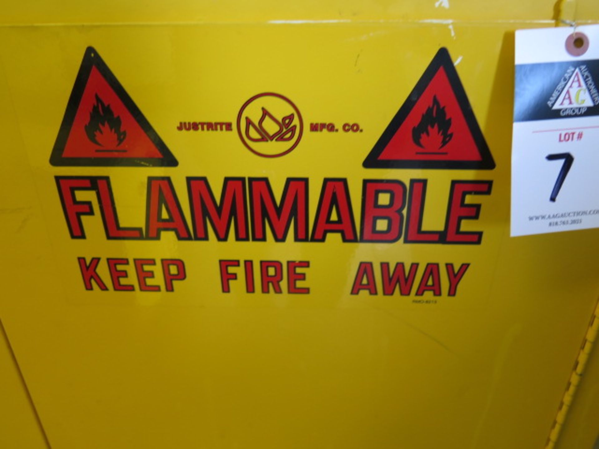 Justrite Flammables Storage Cabinet (SOLD AS-IS - NO WARRANTY) - Image 4 of 6
