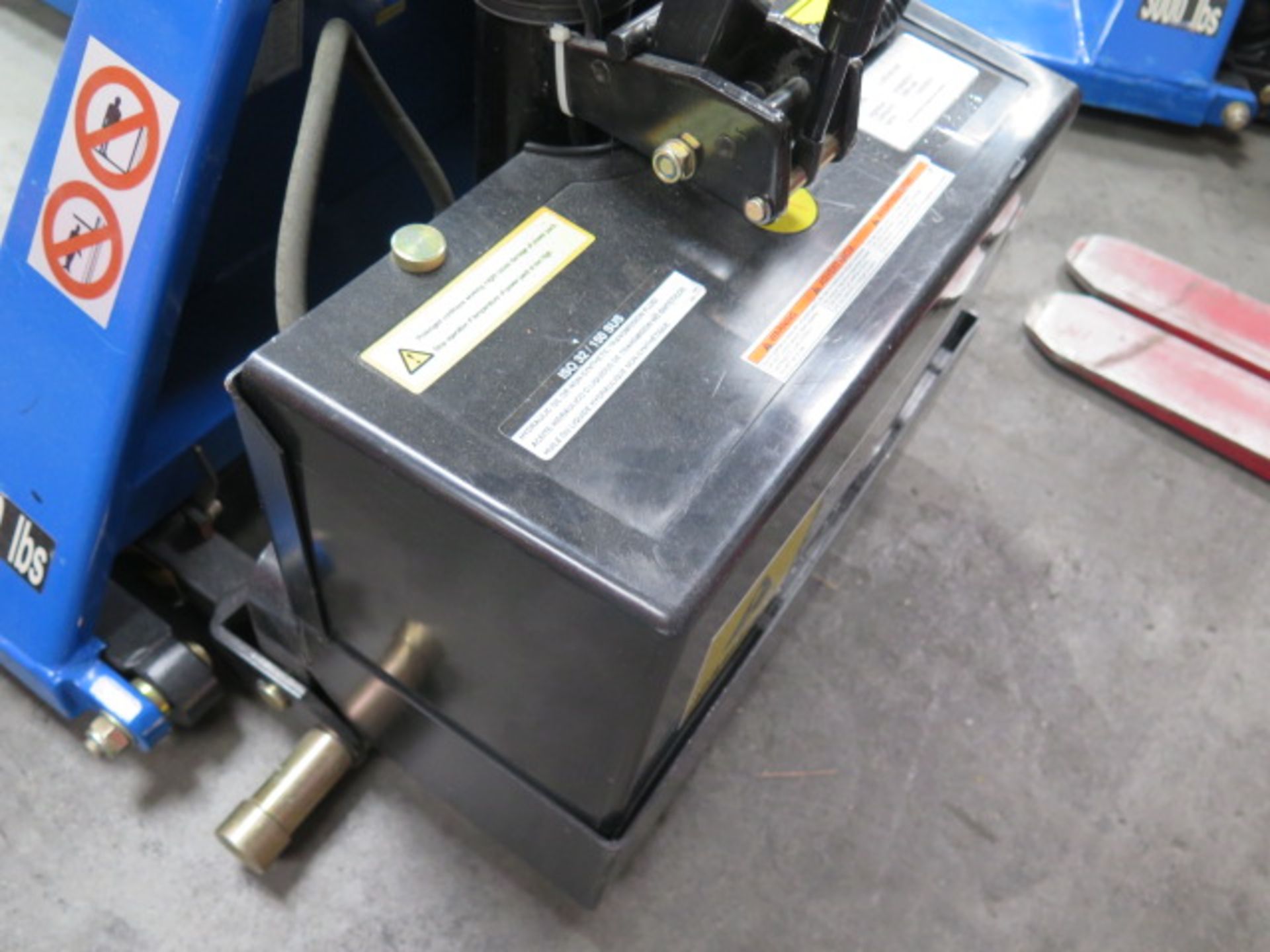 2015 Import mdl L-270-DC-HD 3000 Lb Cap Electric Pallet Jack w/ Built-In Charger, SOLD AS IS - Image 8 of 11
