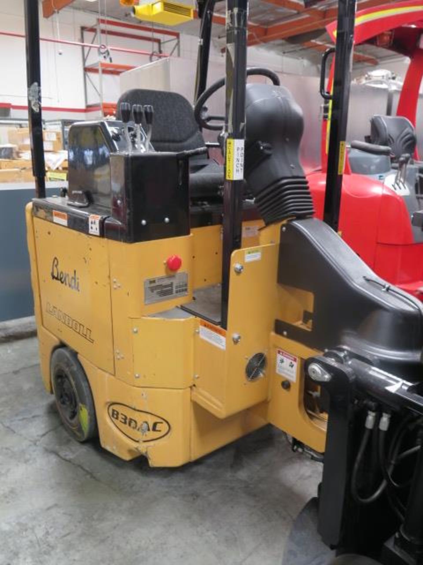 Bendi Landoll B30/42E180D 3000 Lb Articulating Electric Forklift s/nB30/42AC-1105A-06581,SOLD AS IS - Image 5 of 19
