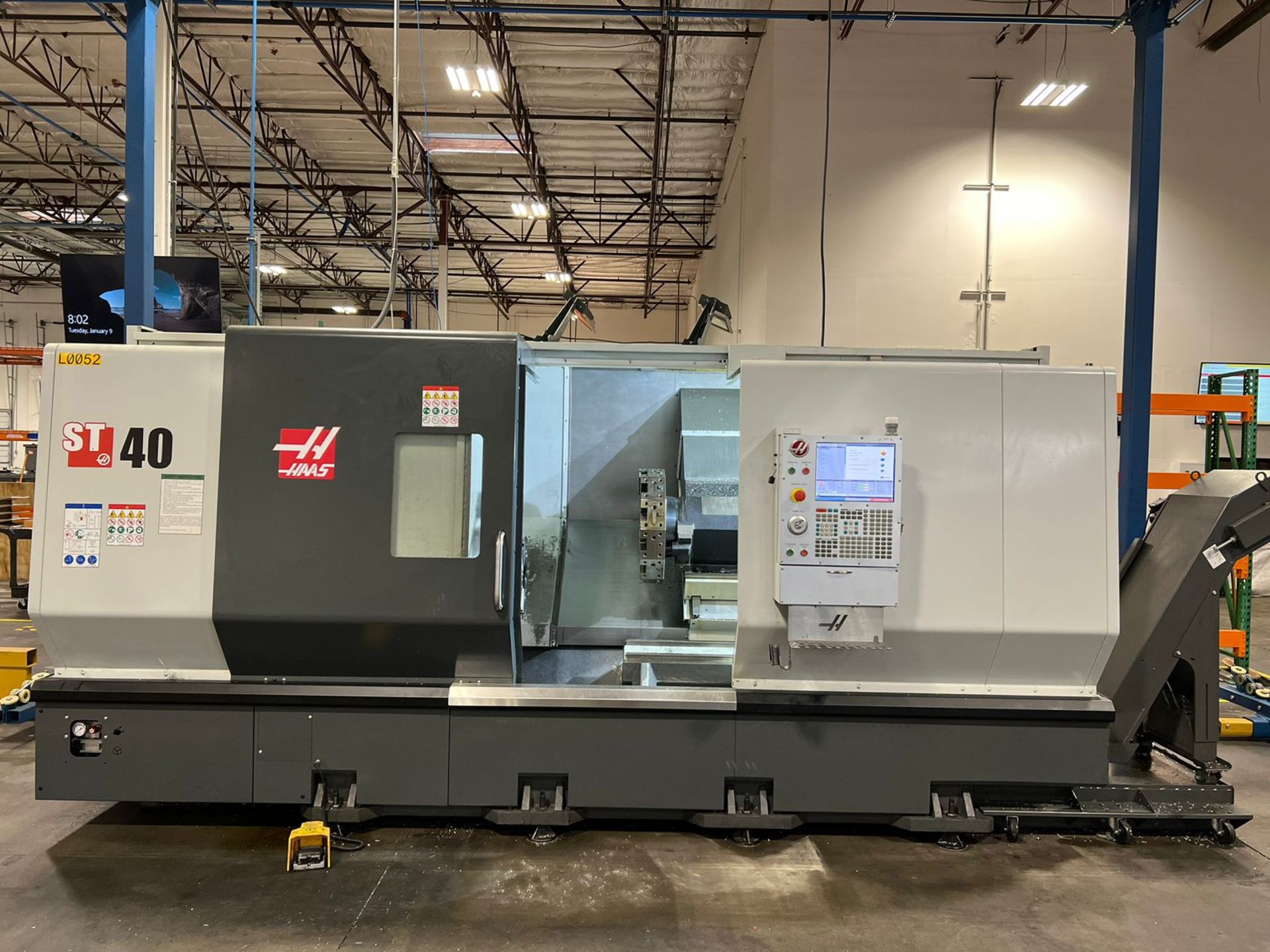 2018 Haas ST-40 CNC Turning Center,15" Chuck 30" Swing 2400RPM, (SOLD AS-IS - NO WARRANTY)