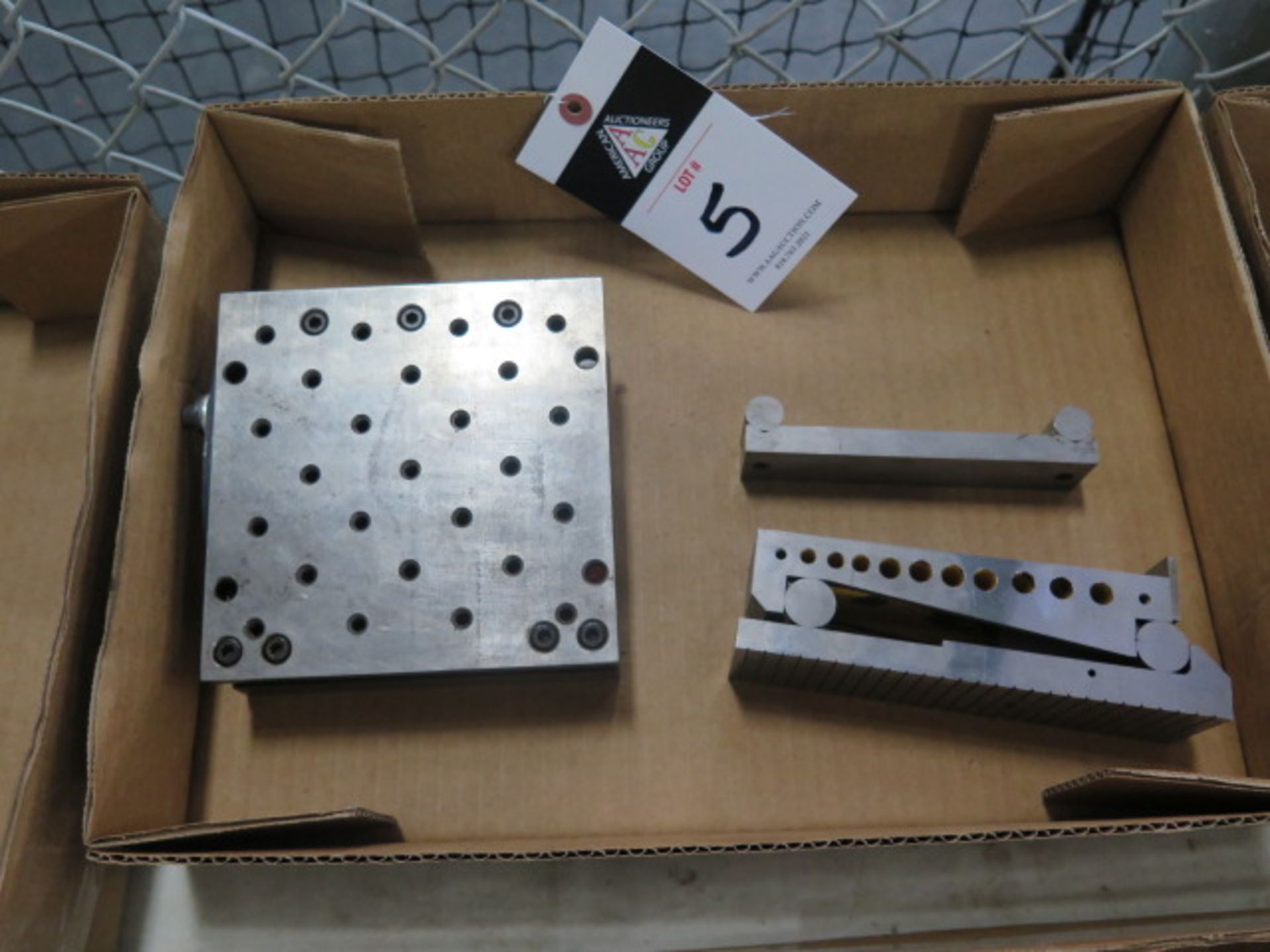 6" x 6" Sine Table, 2" x 7" Sine Table and Sine Bar (SOLD AS-IS - NO WARRANTY)