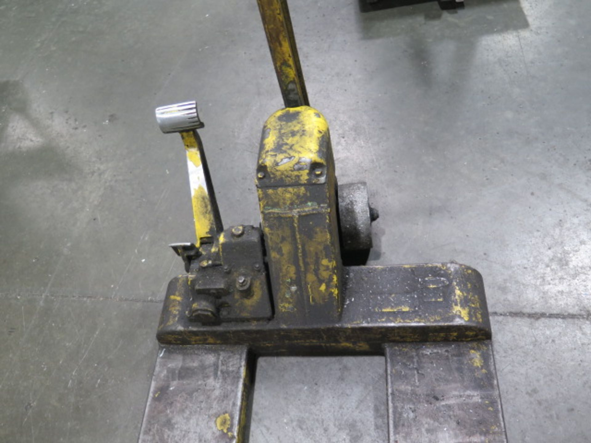 Pallet Jack (SOLD AS-IS - NO WARRANTY) - Image 4 of 5