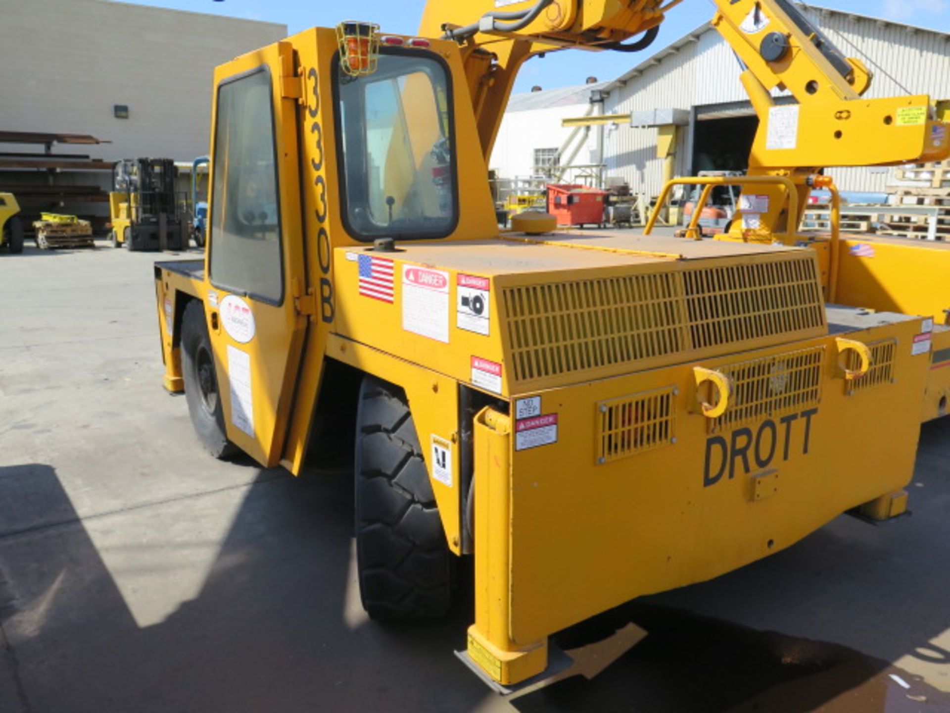 Drott 3330 12,000 Lb Cap (On Outriggers) Diesel Carry Deck Crane s/n 6225056 w/ 34’ Lift, SOLD AS IS - Image 7 of 23