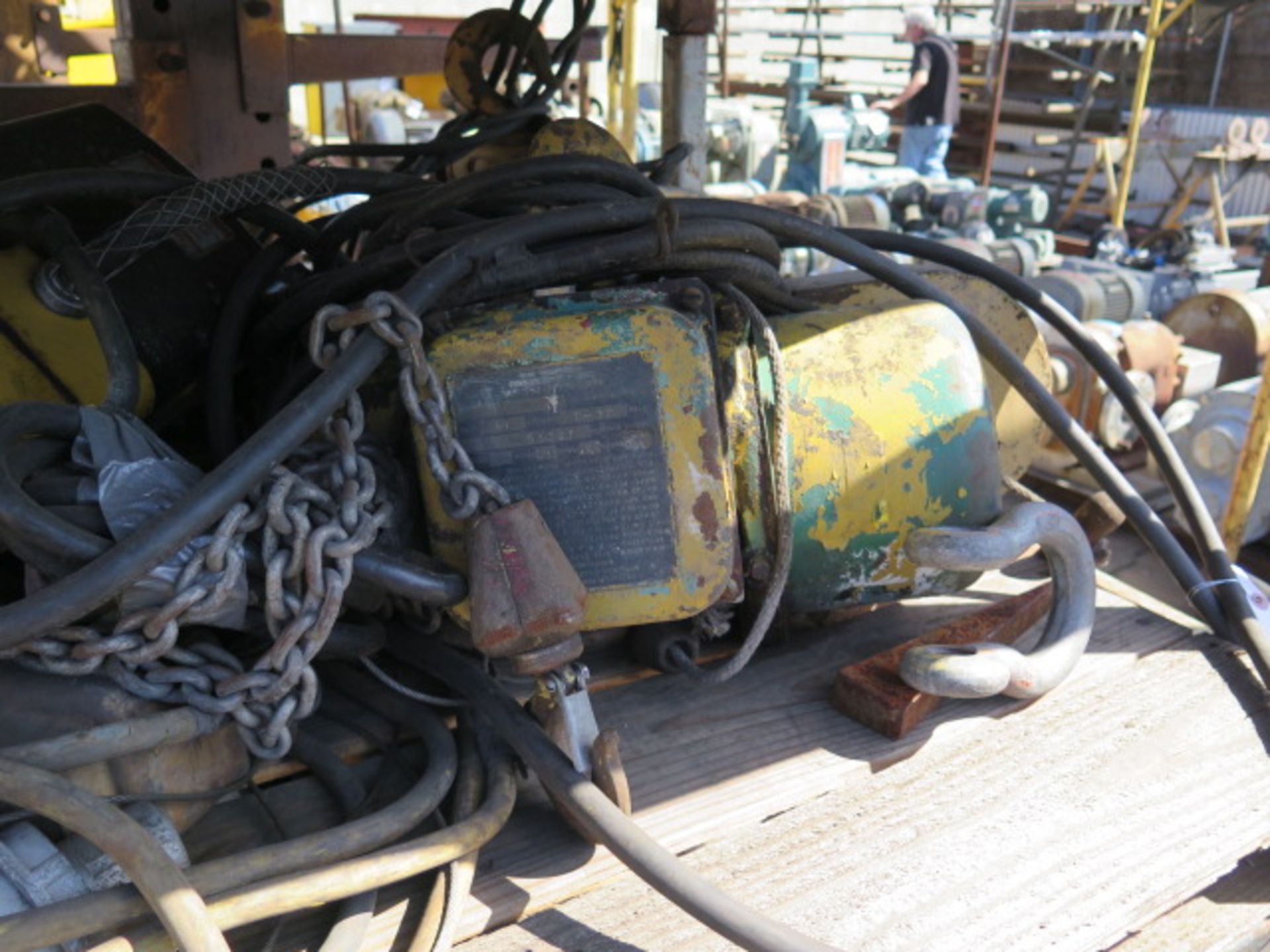 Electric Hoists (6) (SOLD AS-IS - NO WARRANTY) - Image 4 of 9