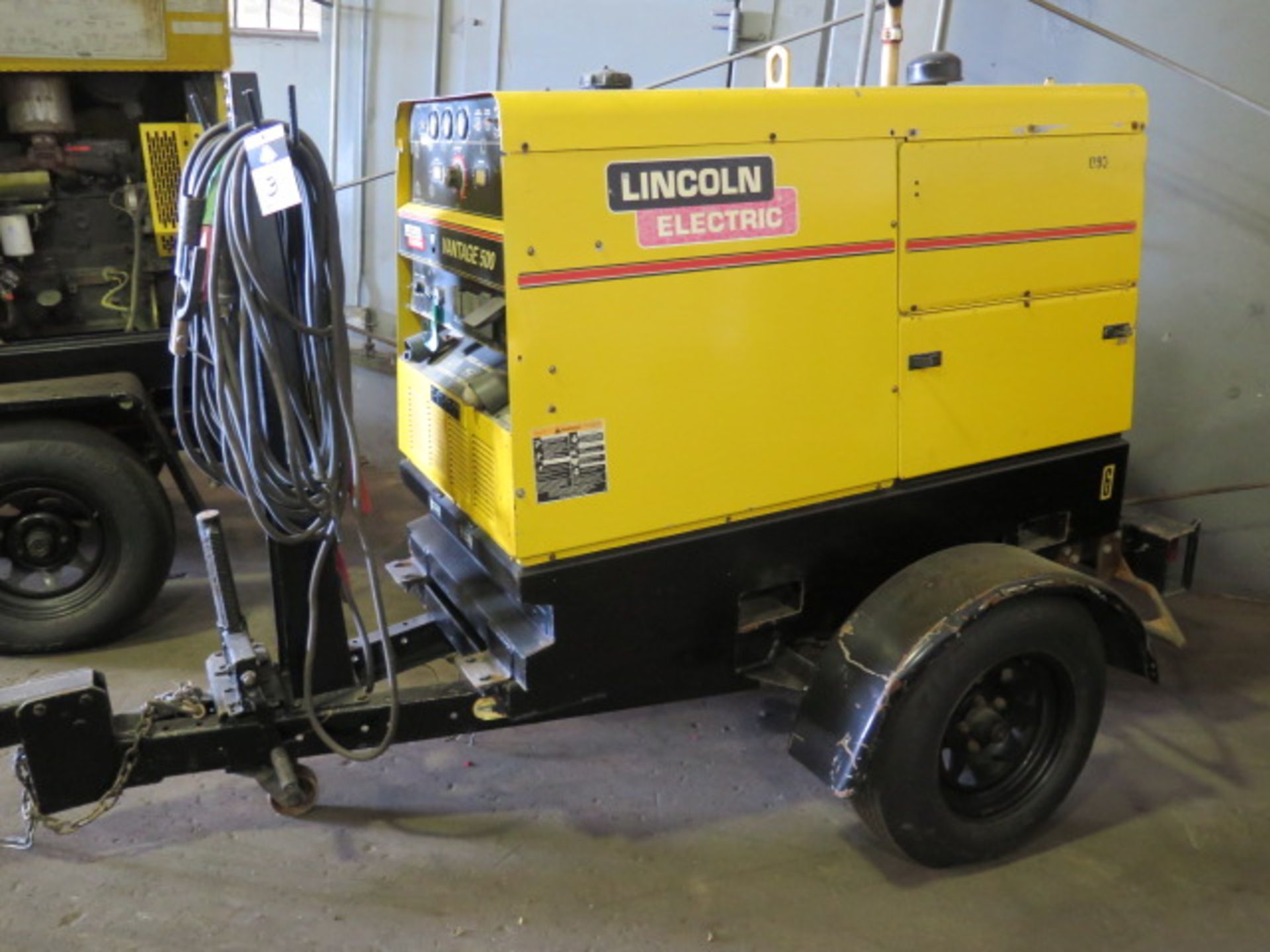 Lincoln Vantage 500 Towable Diesel Welding Generator s/n U1051120811 w/ 5755 Hours (SOLD AS-IS - - Image 2 of 12