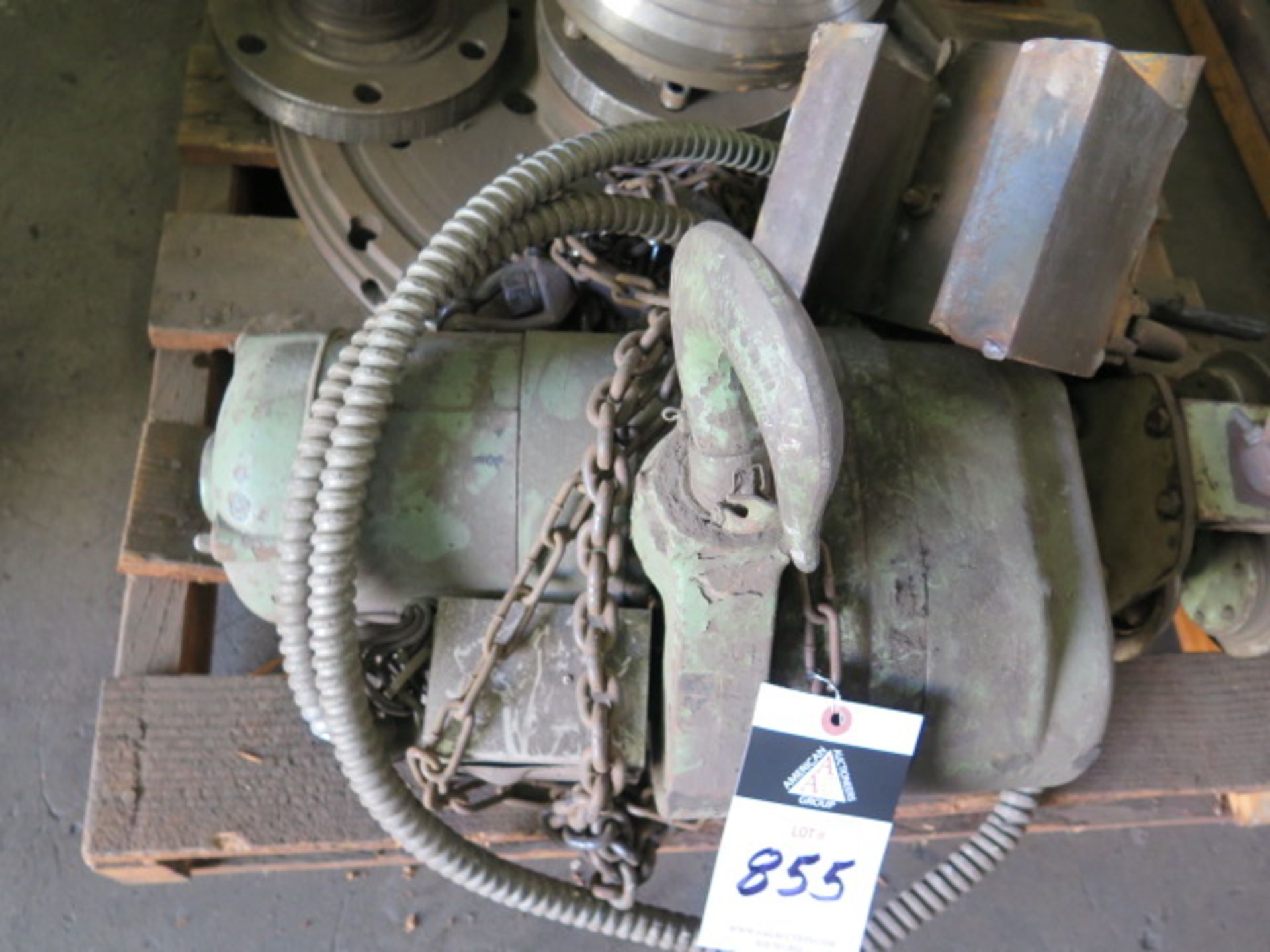 Electric Hoist (SOLD AS-IS - NO WARRANTY) - Image 2 of 5