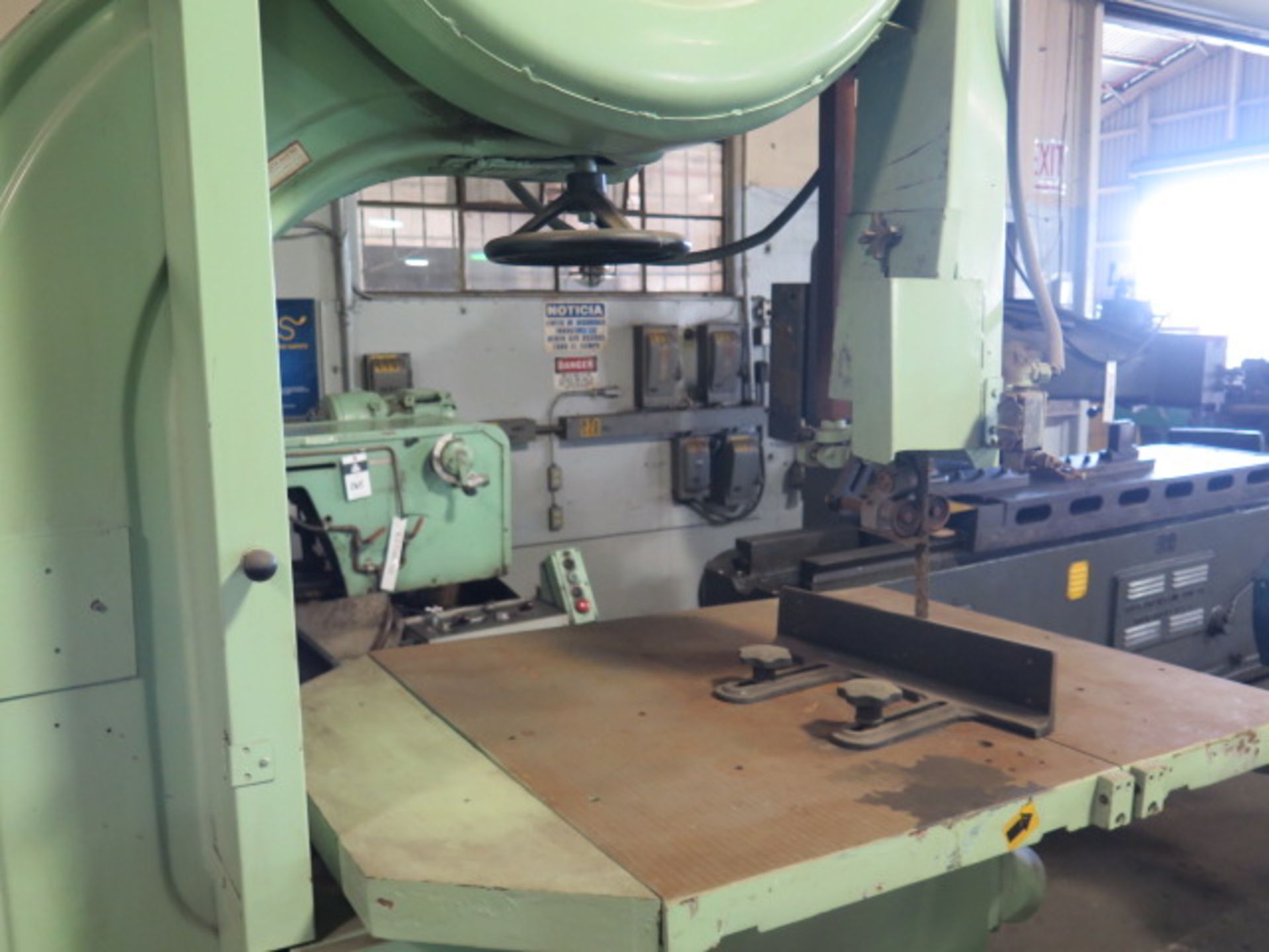 Centauro Brevettata 34" Vertical Band Saw w/ 35" x 42" Table (SOLD AS-IS - NO WARRANTY) - Image 4 of 6