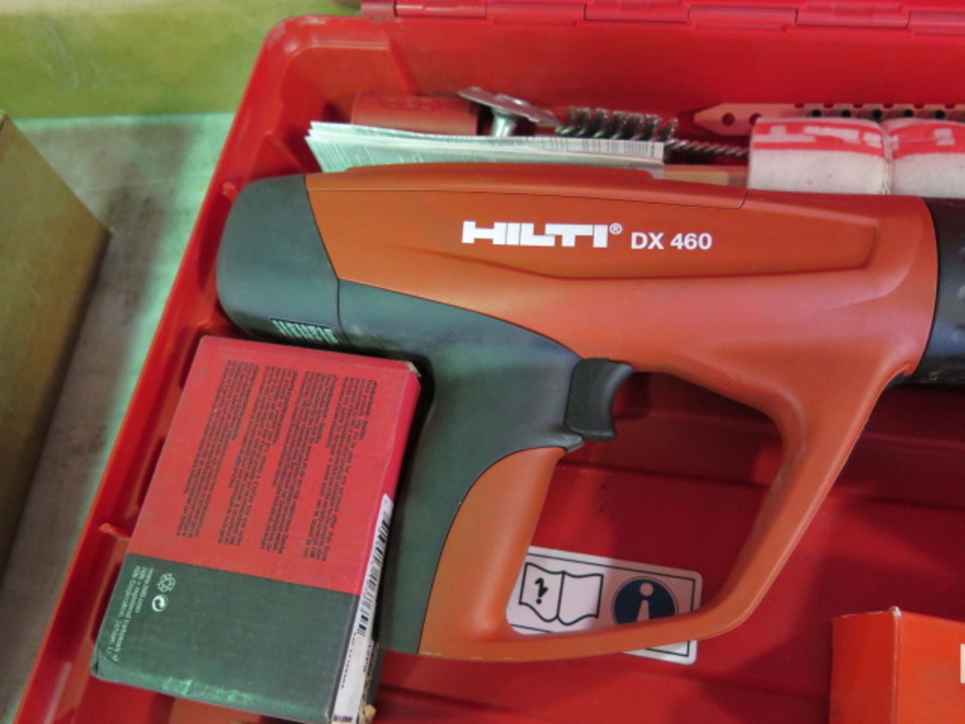 Hilti DX460 Powder Shot Tool (SOLD AS -IS - NO WARANTY) - Image 4 of 6