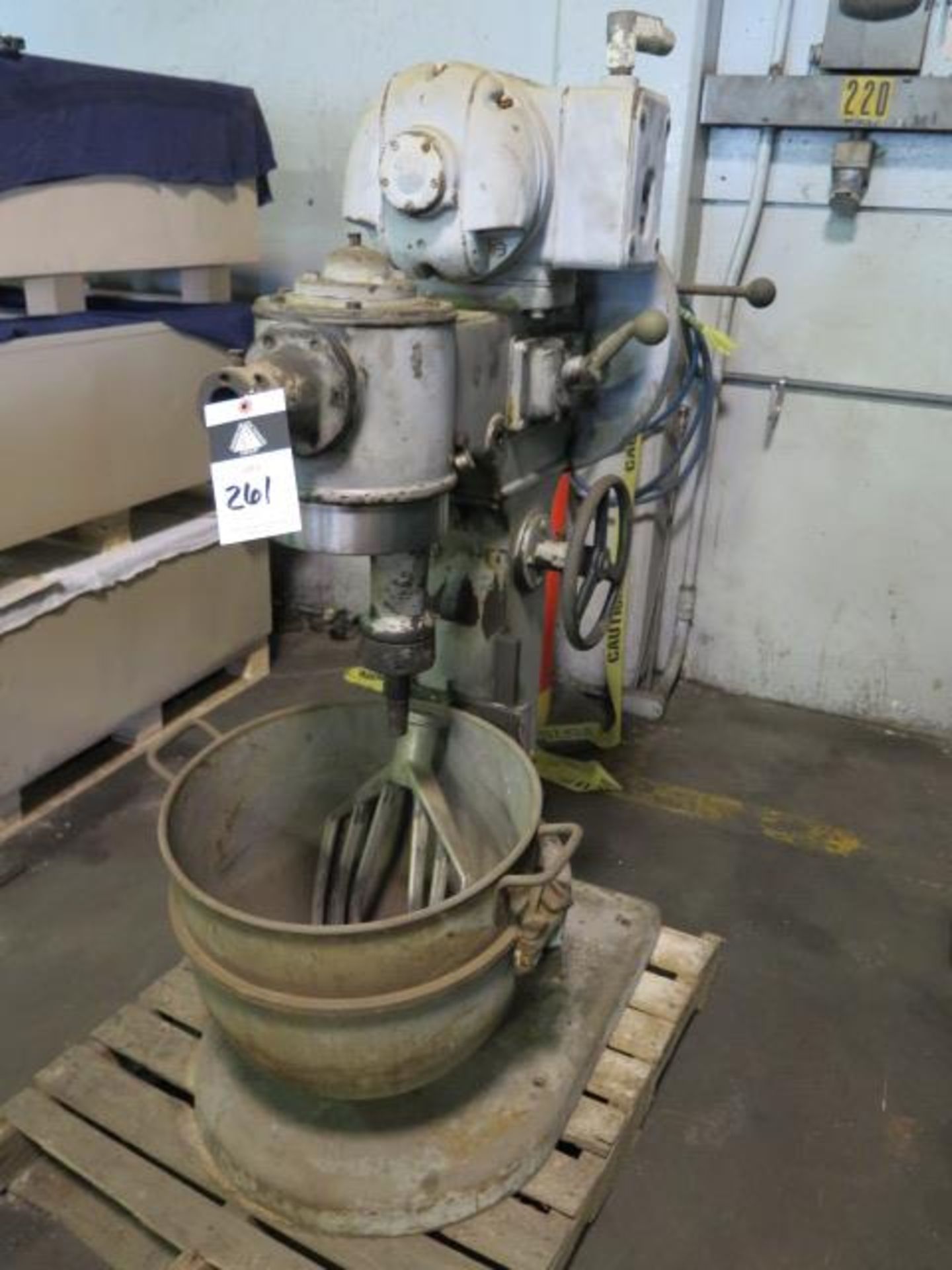 Hobart mdl. S-601 Industrial Mixer s/n 1001511 (SOLD AS-IS - NO WARRANTY)
