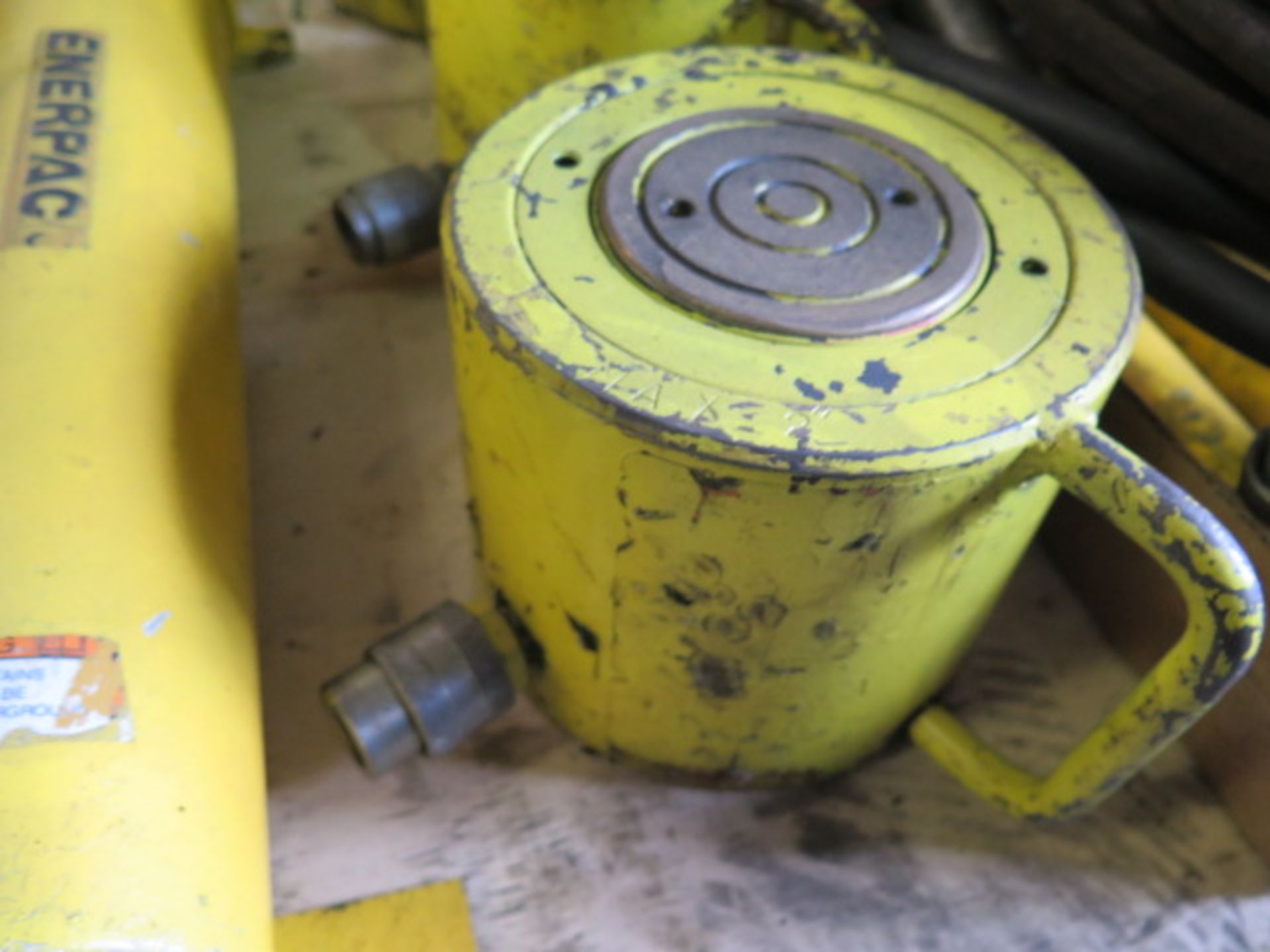 Hydraulic Rams (3) w/ Pump (SOLD AS-IS - NO WARRANTY) - Image 3 of 4