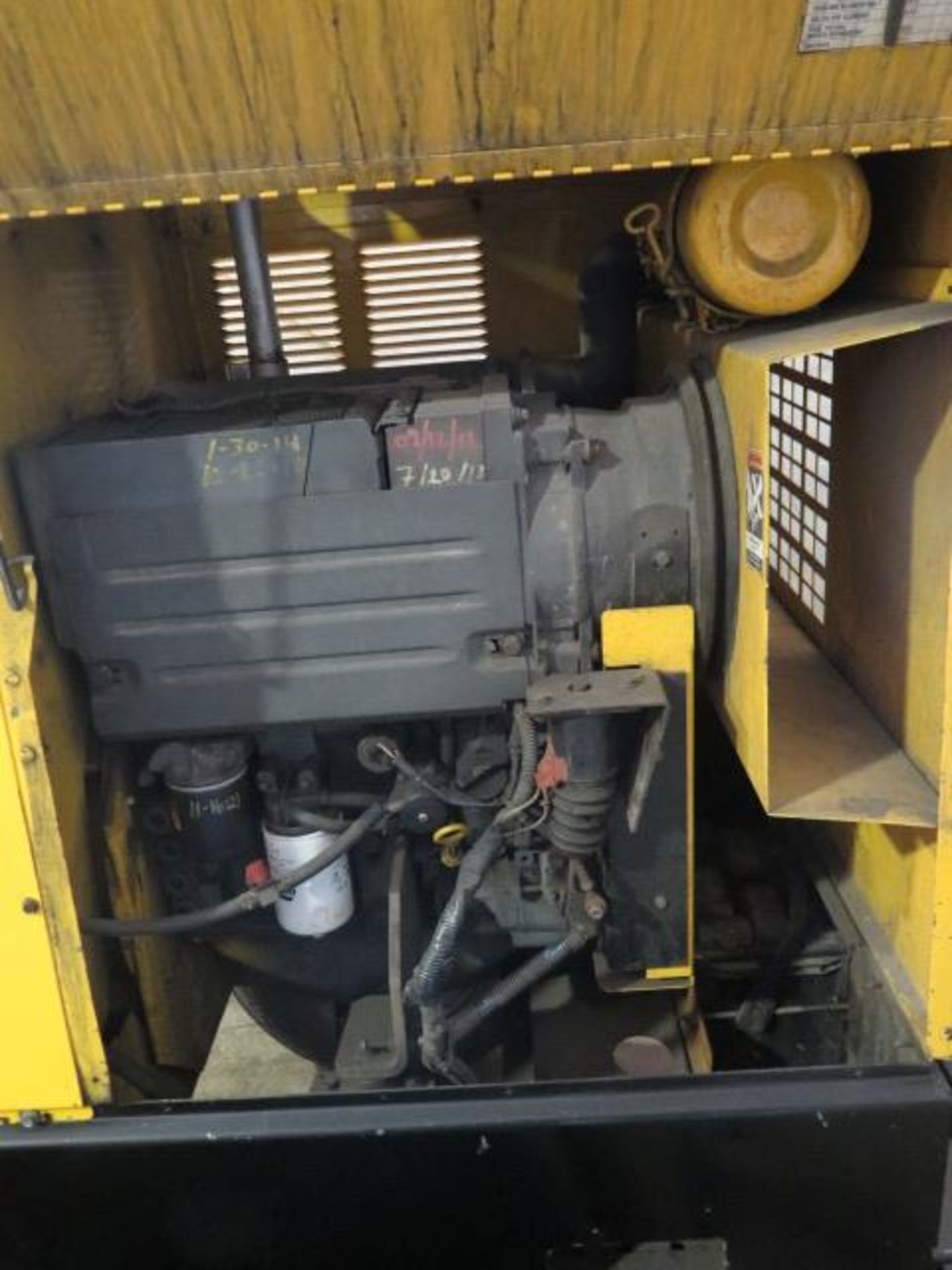 Lincoln Commander 300 Towable Diesel Welding Generator s/n U1990908460 w/ 6323 Hours (SOLD AS-IS - - Image 12 of 16