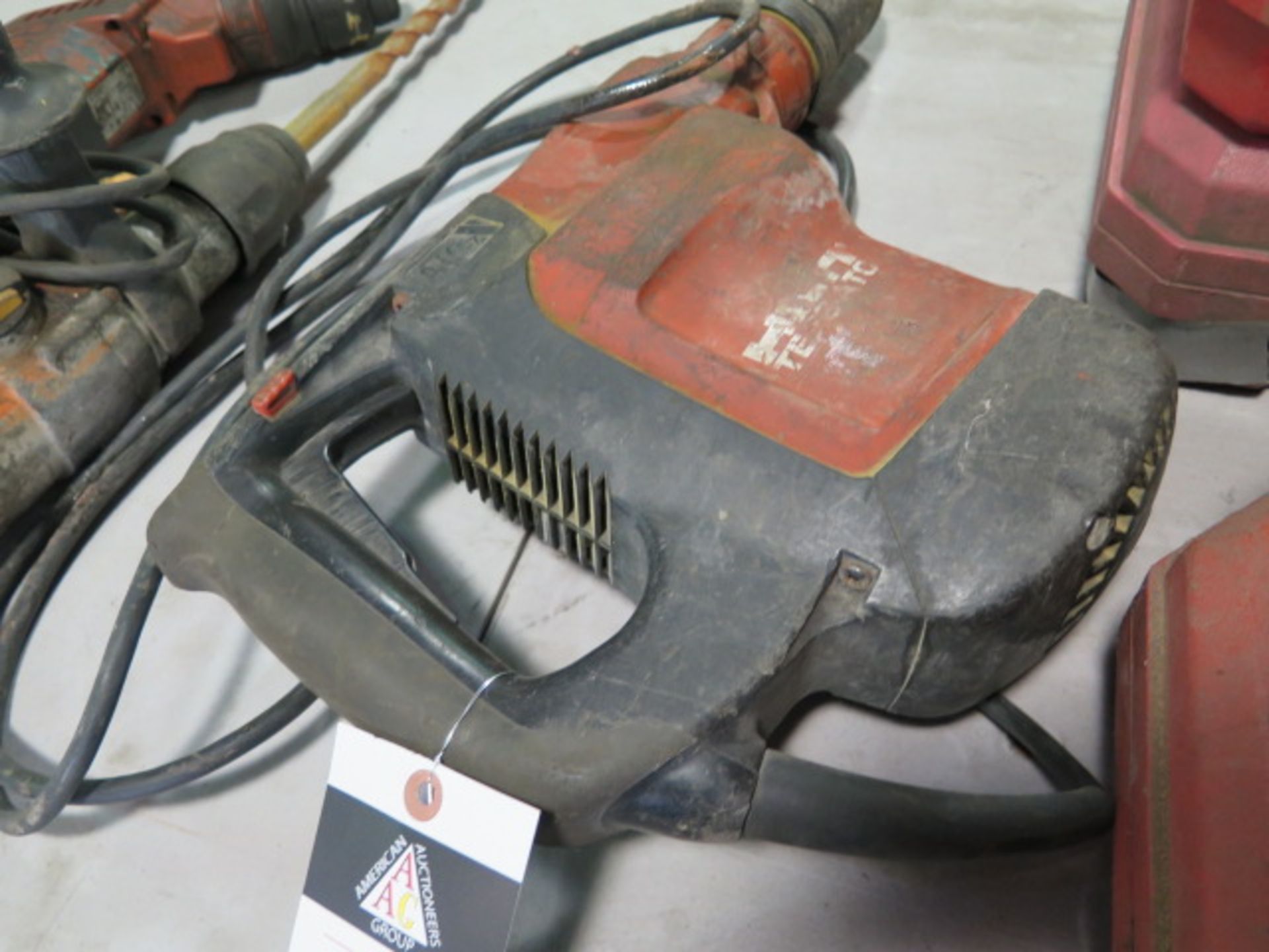 Hilti Hammer Drill (SOLD AS -IS - NO WARANTY) - Image 3 of 5
