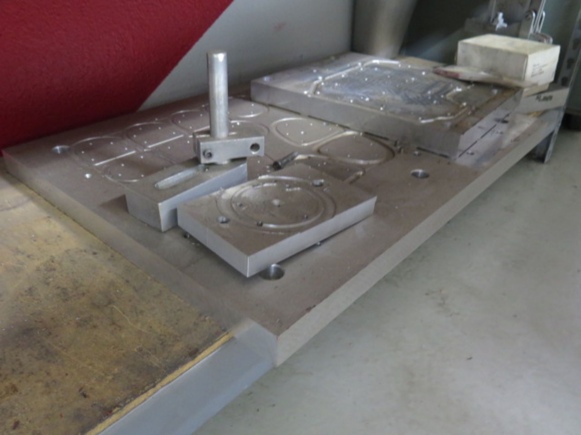 Aluminum Fixture Plates (SOLD AS-IS - NO WARRANTY) - Image 5 of 5