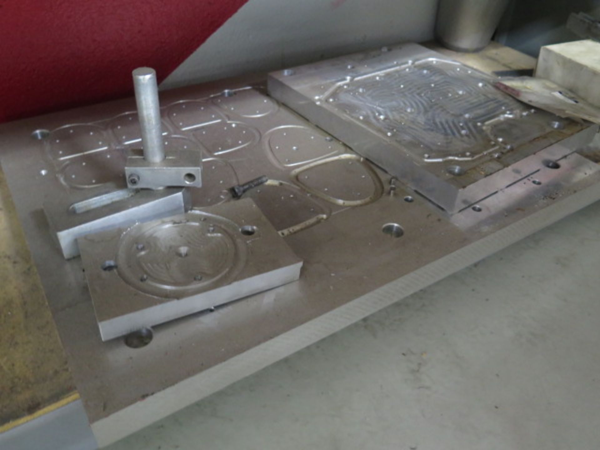 Aluminum Fixture Plates (SOLD AS-IS - NO WARRANTY) - Image 4 of 5