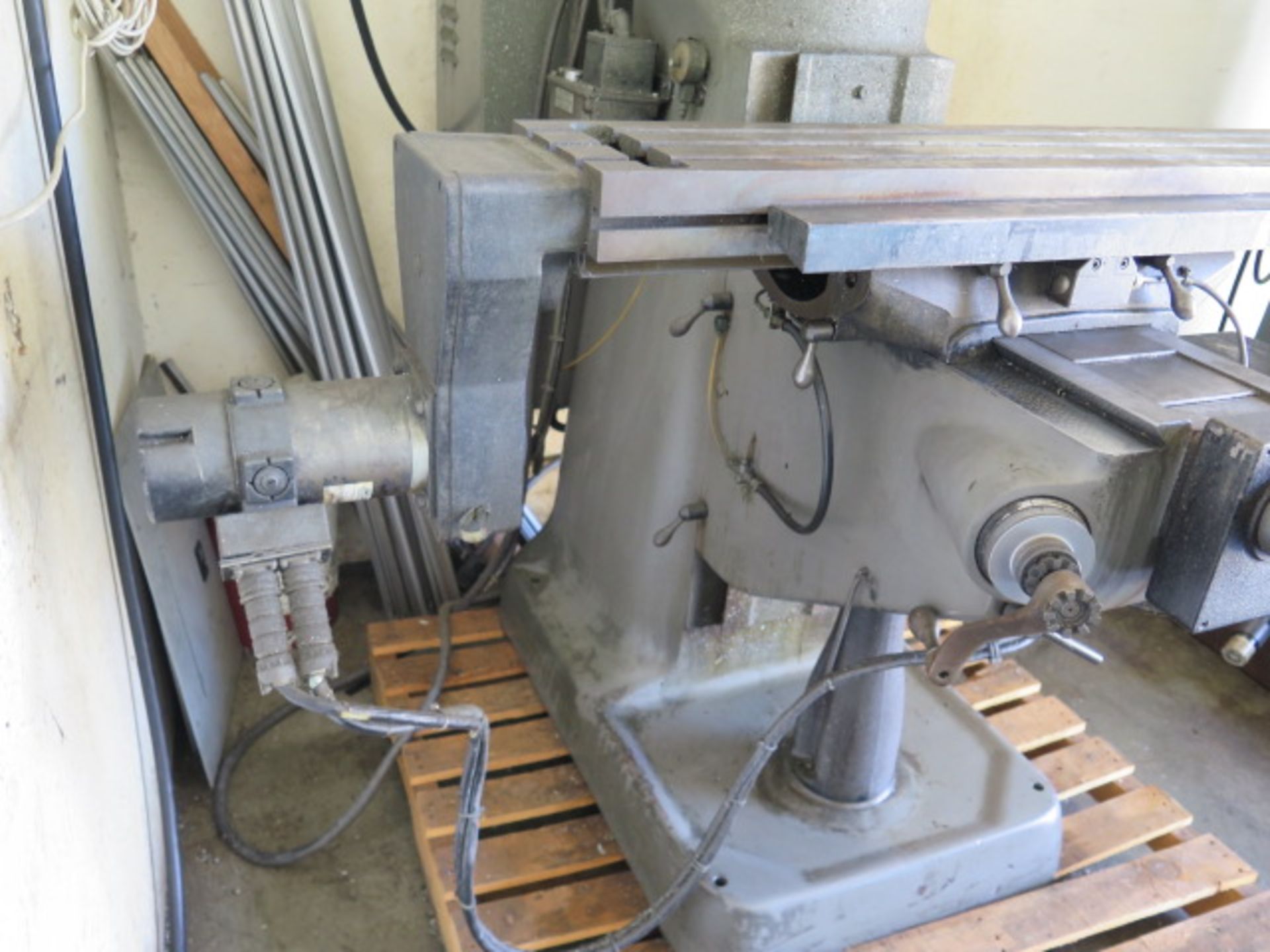 Bridgeport 2-Axis CNC Vertical Mill s/n 261765 w/Bridgeport / EMI CNC Controls,R8 Spindle,SOLD AS IS - Image 10 of 13