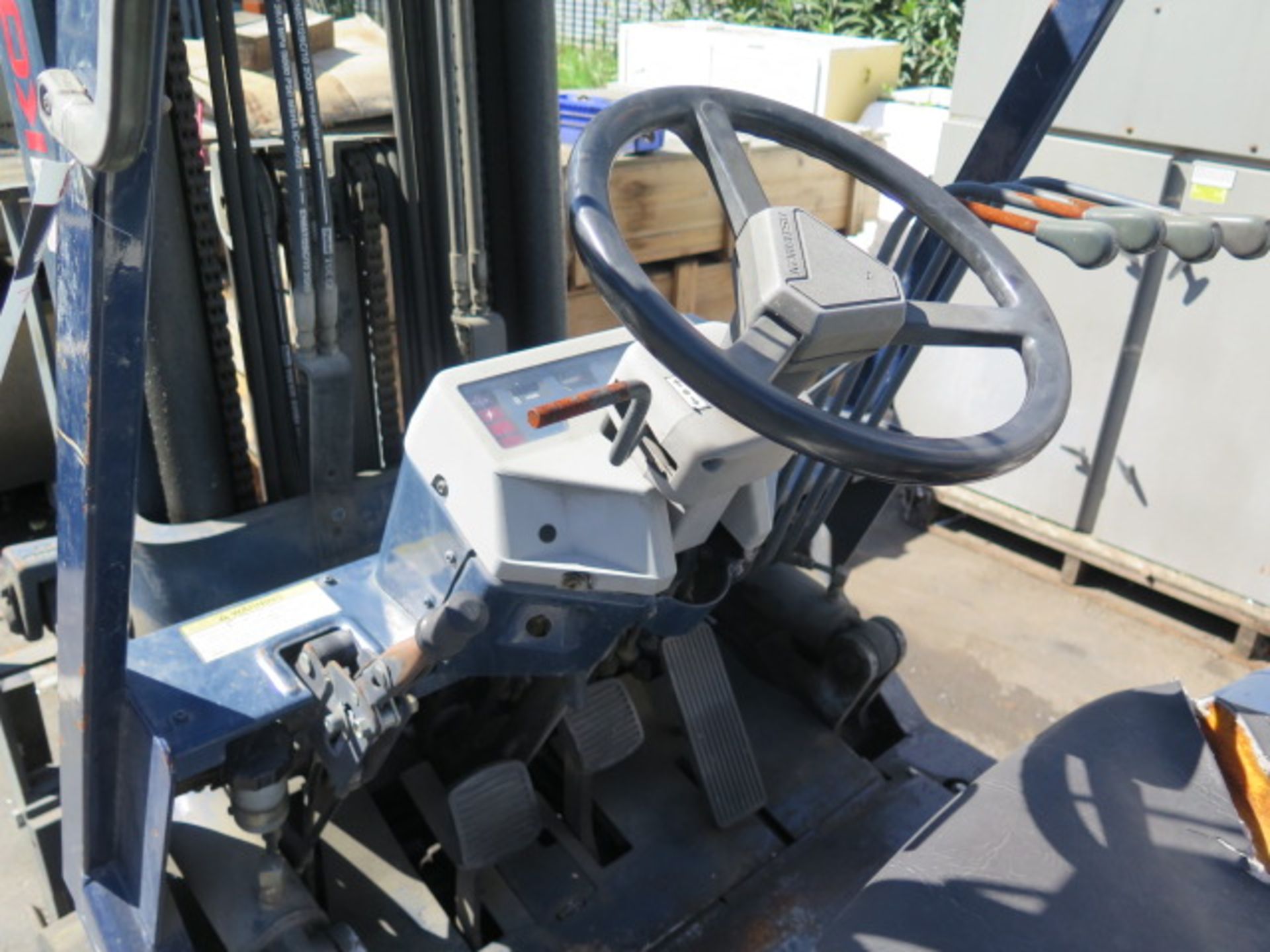 Komatsu 5000 Lb Cap LPG Forklift w/ 3-Stage Mast, Side Shift, 4th Actuator Lever, SOLD AS IS - Image 6 of 21