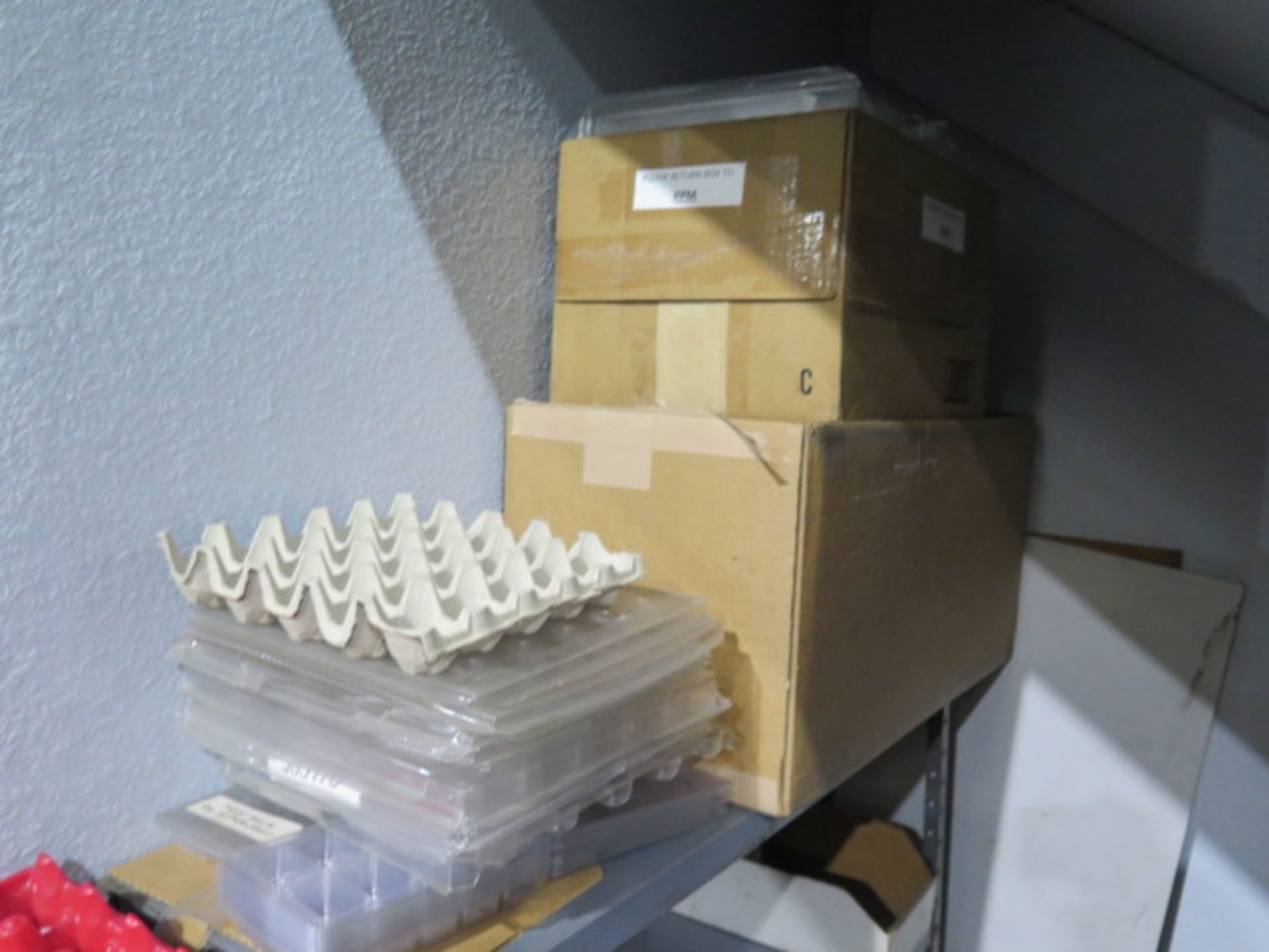 Egg Trays and Misc Shipping (SOLD AS-IS - NO WARRANTY) - Image 4 of 5