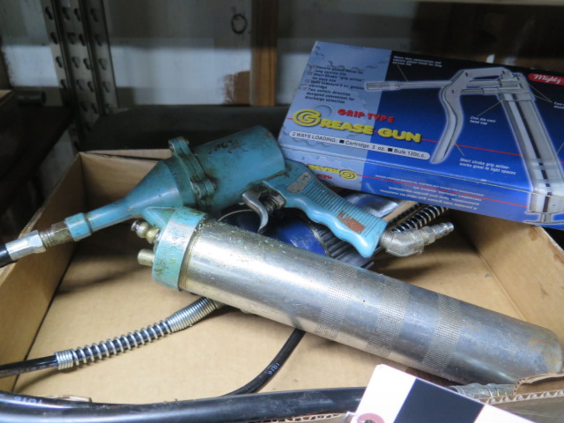 Pneumatic Grease Guns (2) (SOLD AS-IS - NO WARRANTY) - Image 2 of 5