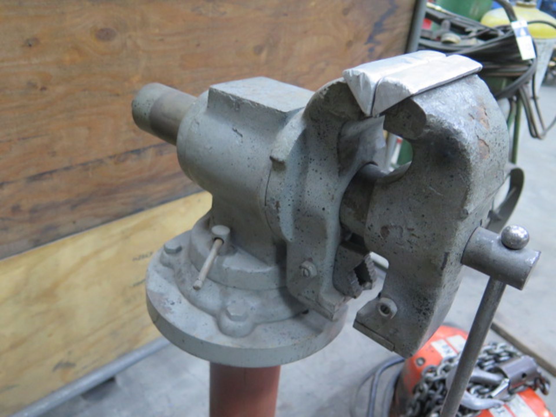 5" Pedestal Mounted Vise (SOLD AS-IS - NO WARRANTY) - Image 4 of 4