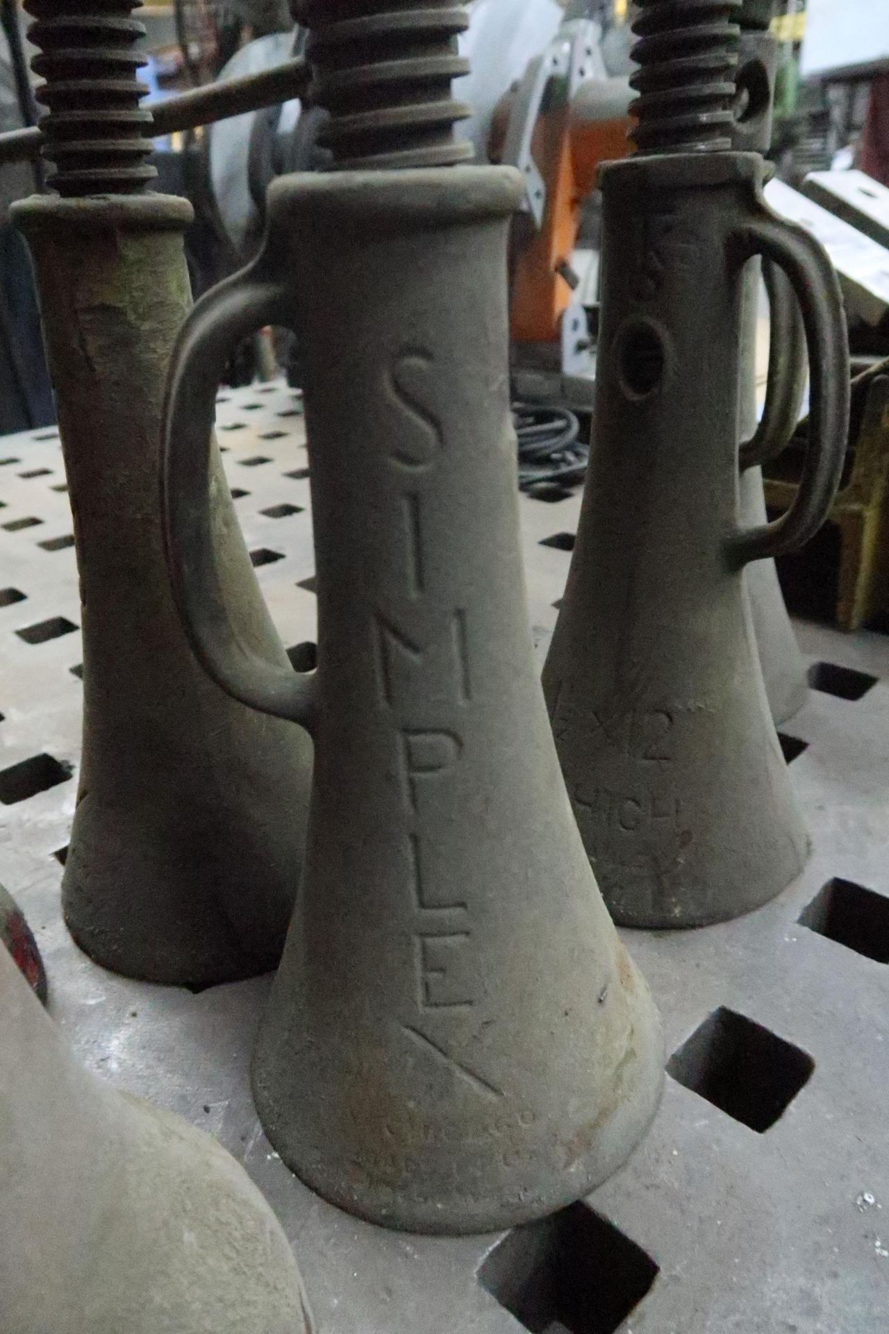 Bottle Jacks (SOLD AS-IS - NO WARRANTY) - Image 5 of 7