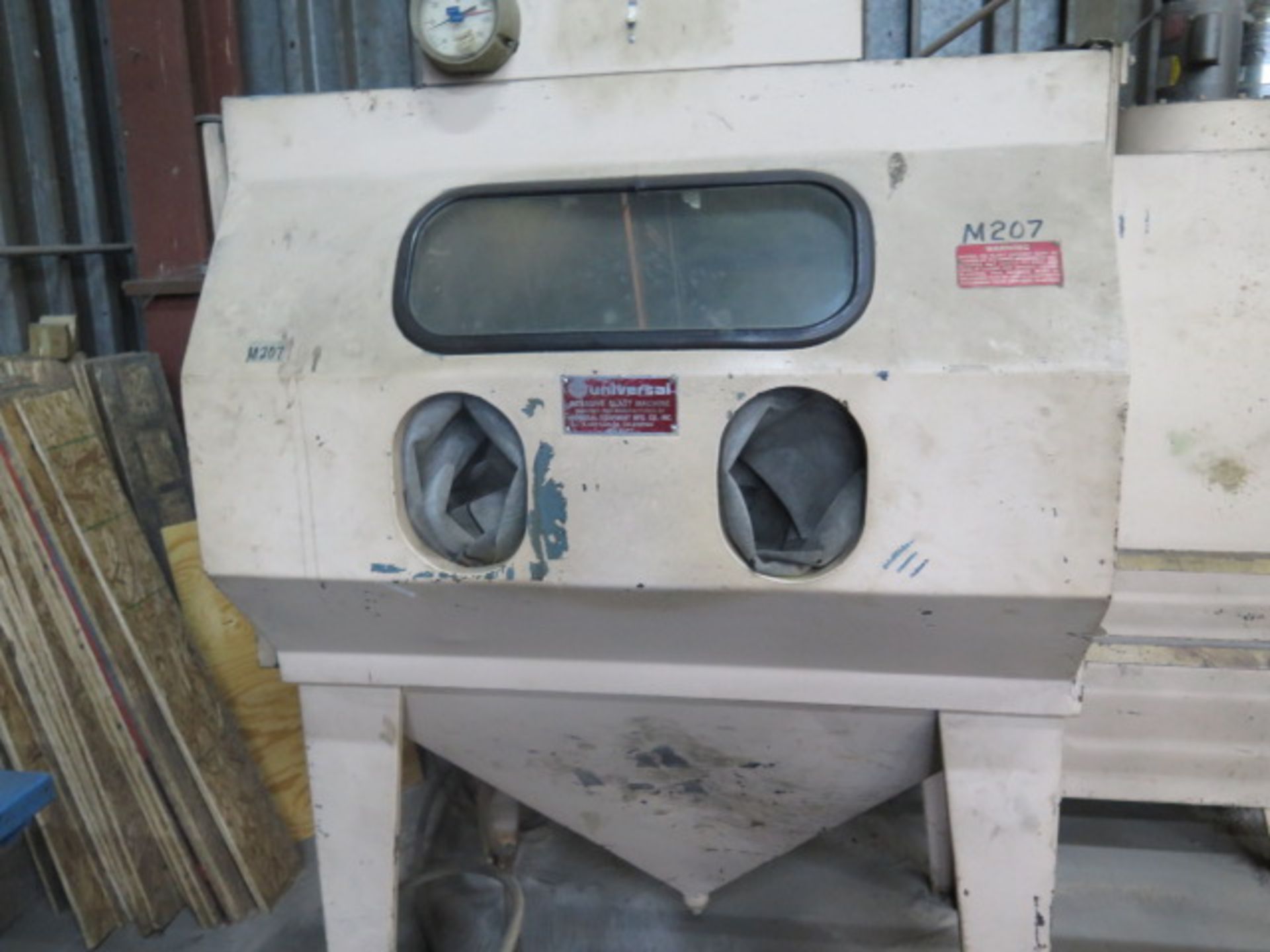 Universal Abrasive Blast Dry Blast Cabinet w/ Dust Collector (SOLD AS-IS - NO WARRANTY) - Image 3 of 7