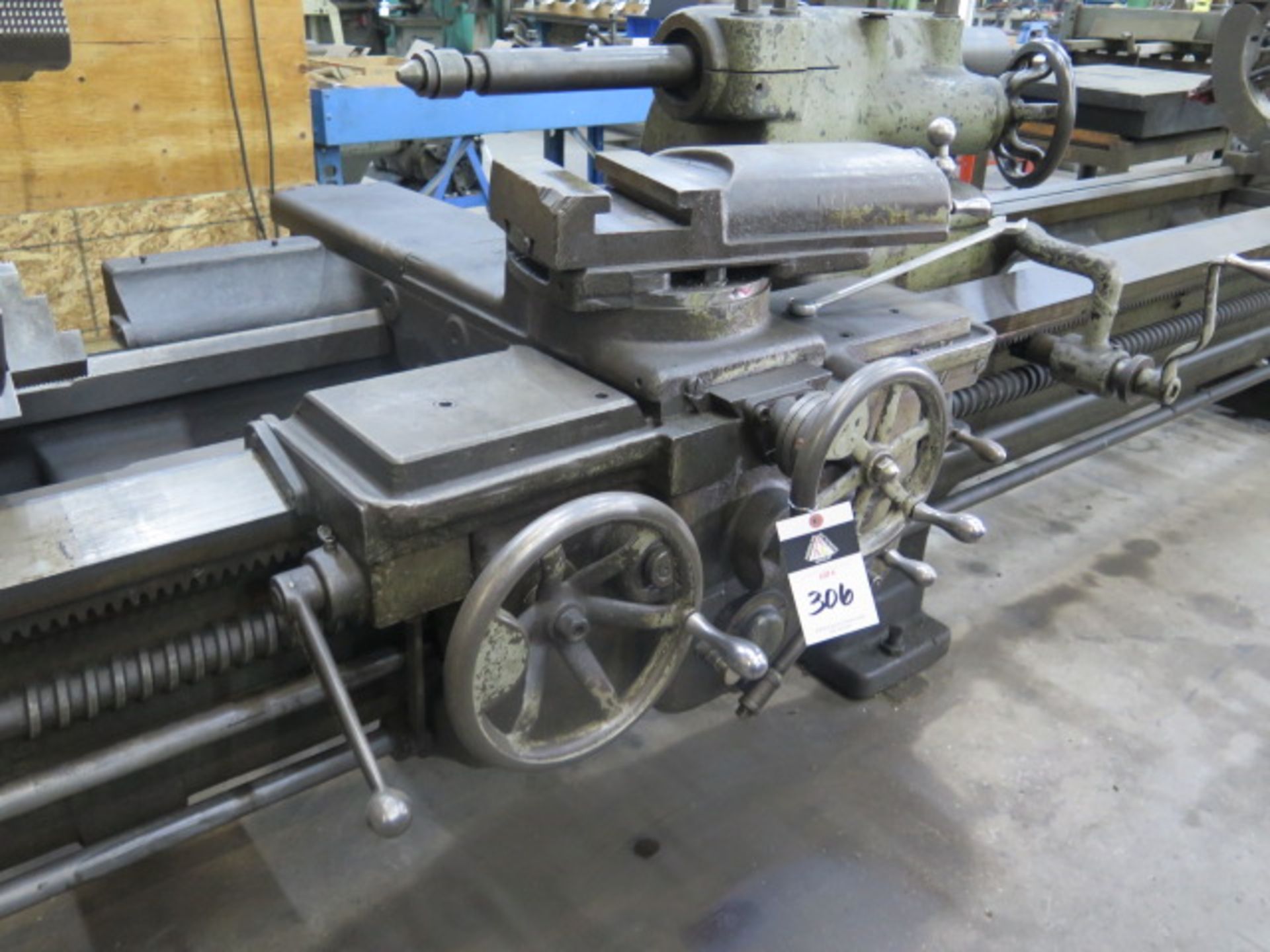 LeBlond 31” x 128” Geared Head Lathe w/ 6.5-400 RPM, Taper Attachment, Inch Threading, SOLD AS IS - Image 11 of 16