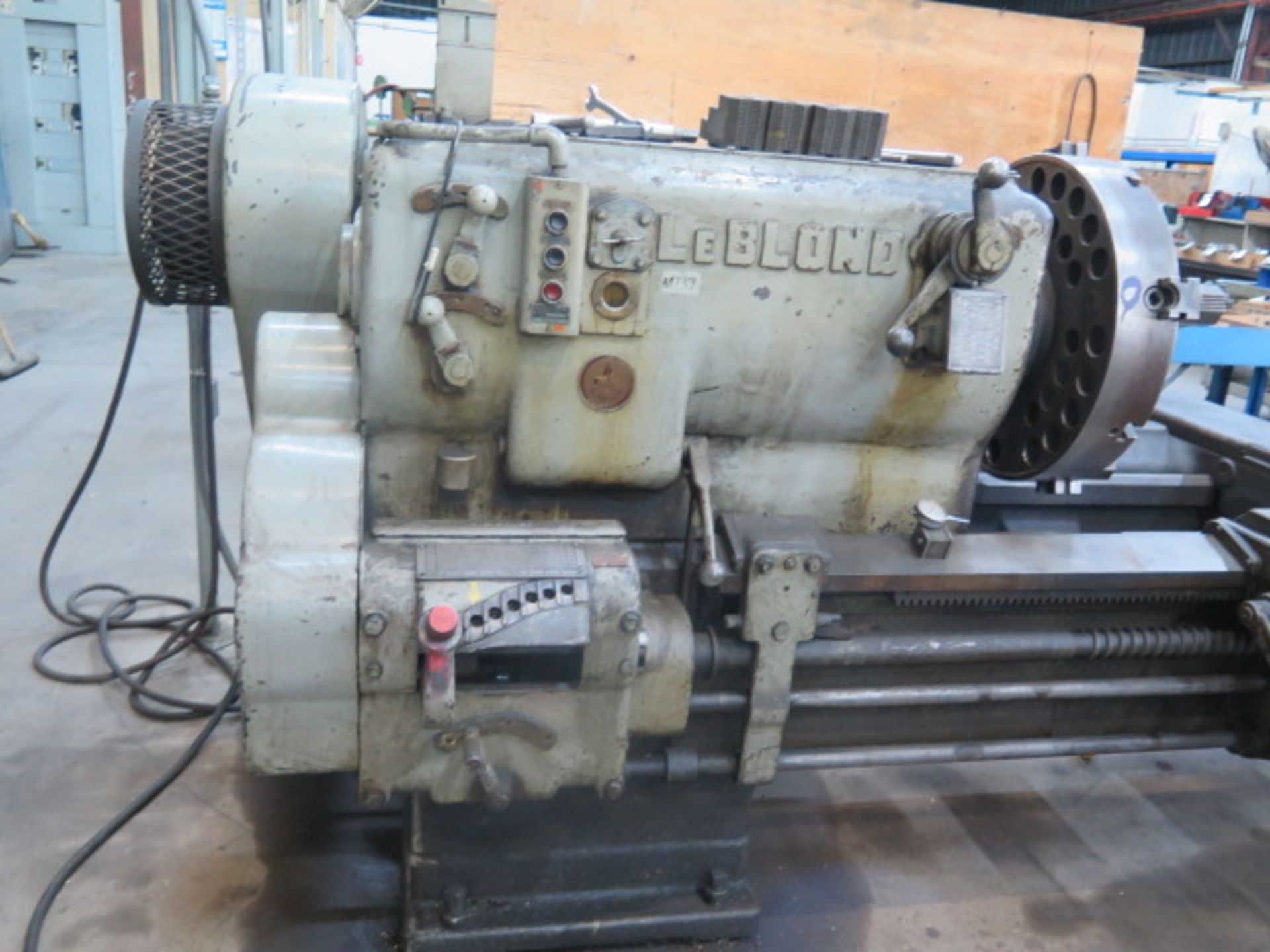 LeBlond 31” x 128” Geared Head Lathe w/ 6.5-400 RPM, Taper Attachment, Inch Threading, SOLD AS IS - Image 3 of 16