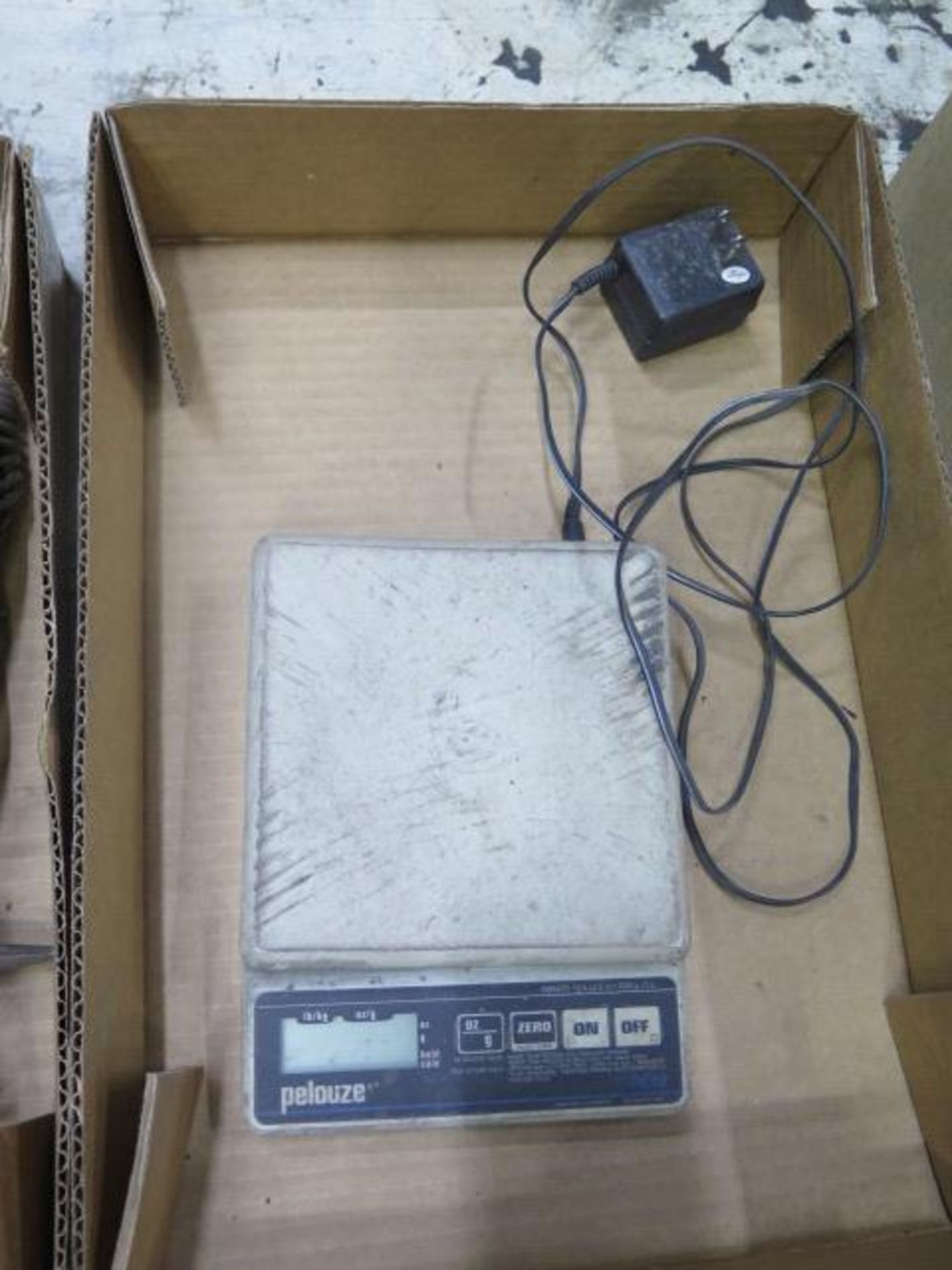 Pelouze 10 Lb Cap Digital Scale (SOLD AS-IS - NO WARRANTY) - Image 2 of 3