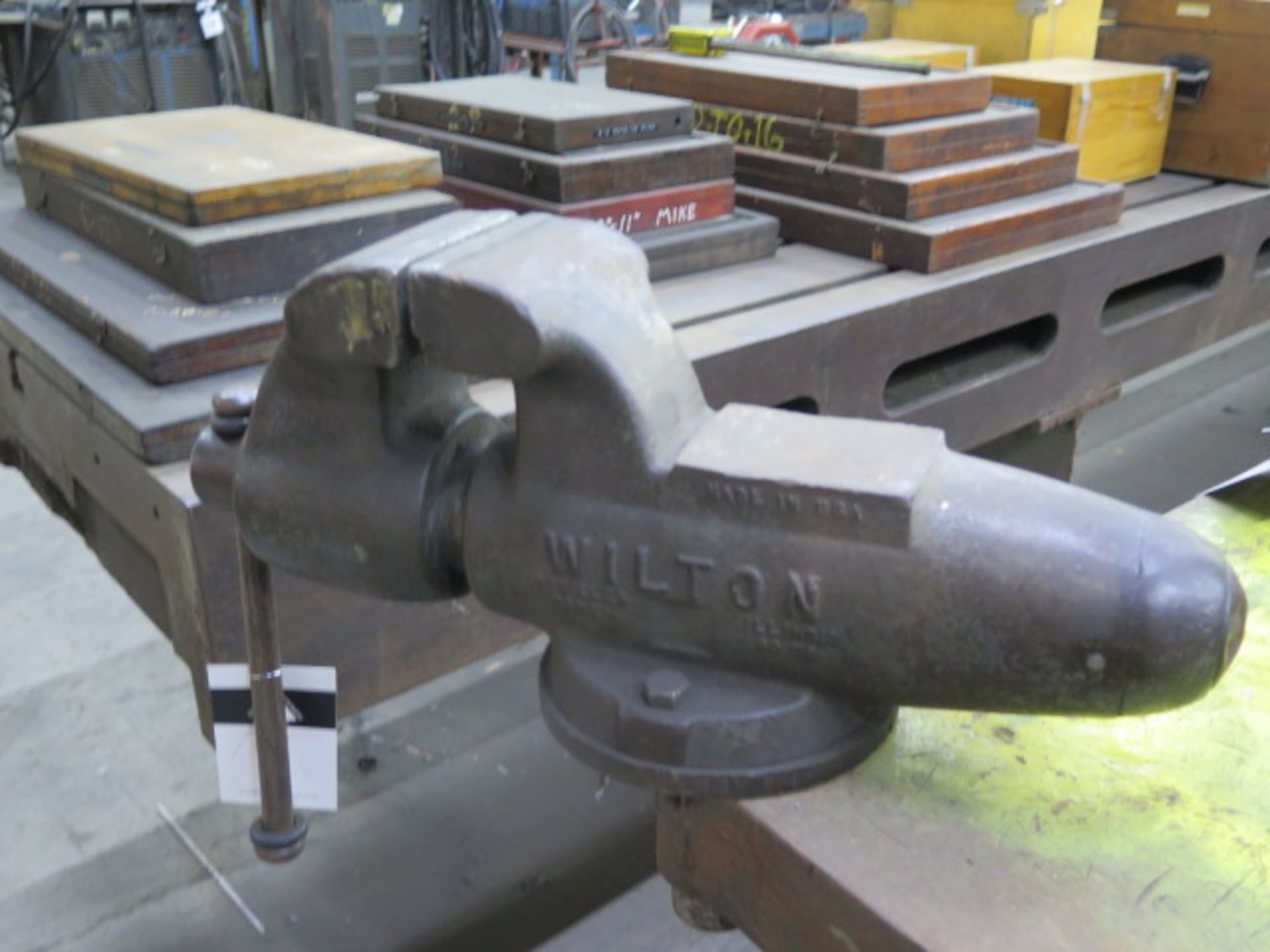 Wilton 5" Bench Vise (SOLD AS-IS - NO WARRANTY) - Image 4 of 6