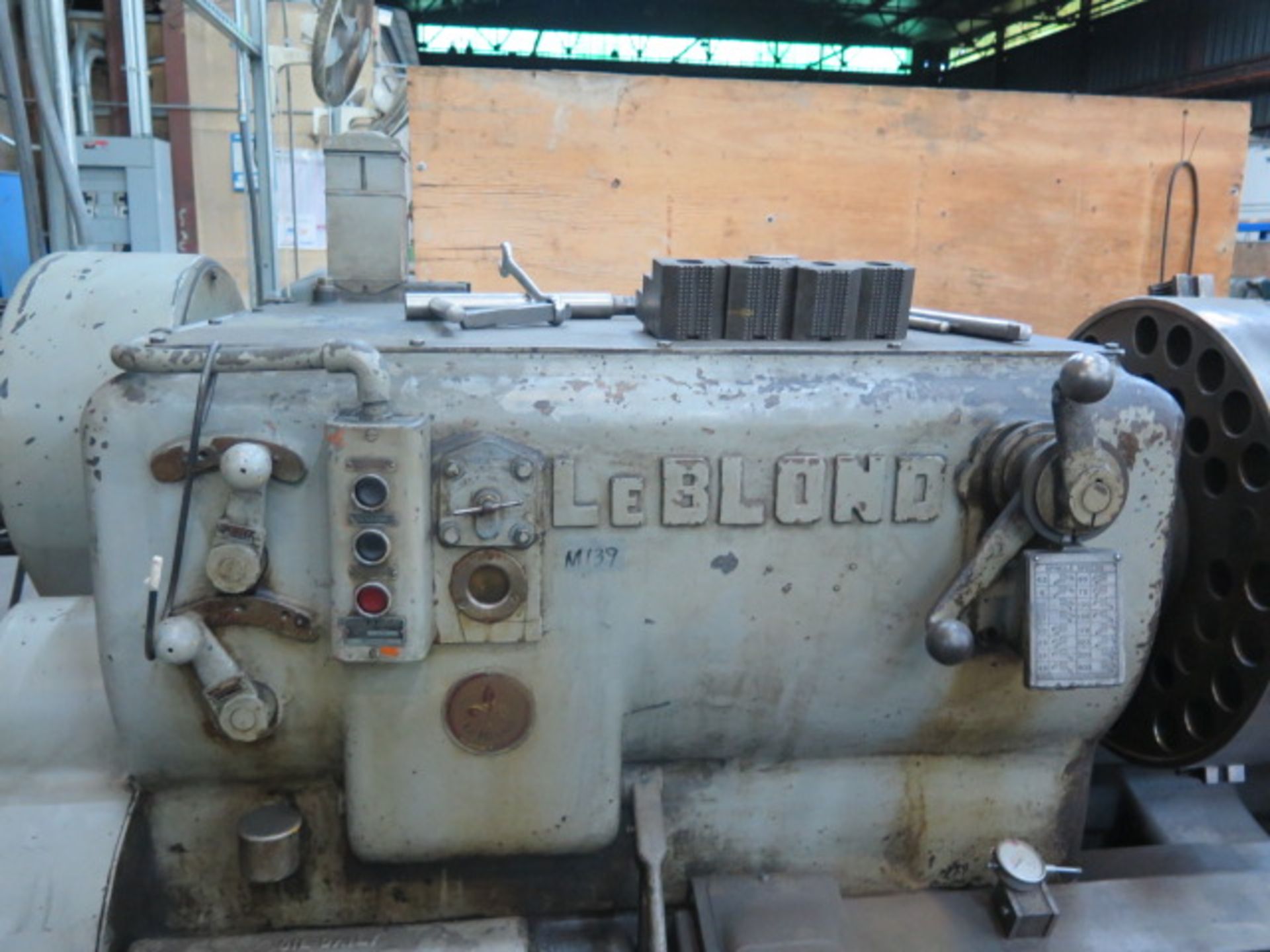 LeBlond 31” x 128” Geared Head Lathe w/ 6.5-400 RPM, Taper Attachment, Inch Threading, SOLD AS IS - Image 6 of 16