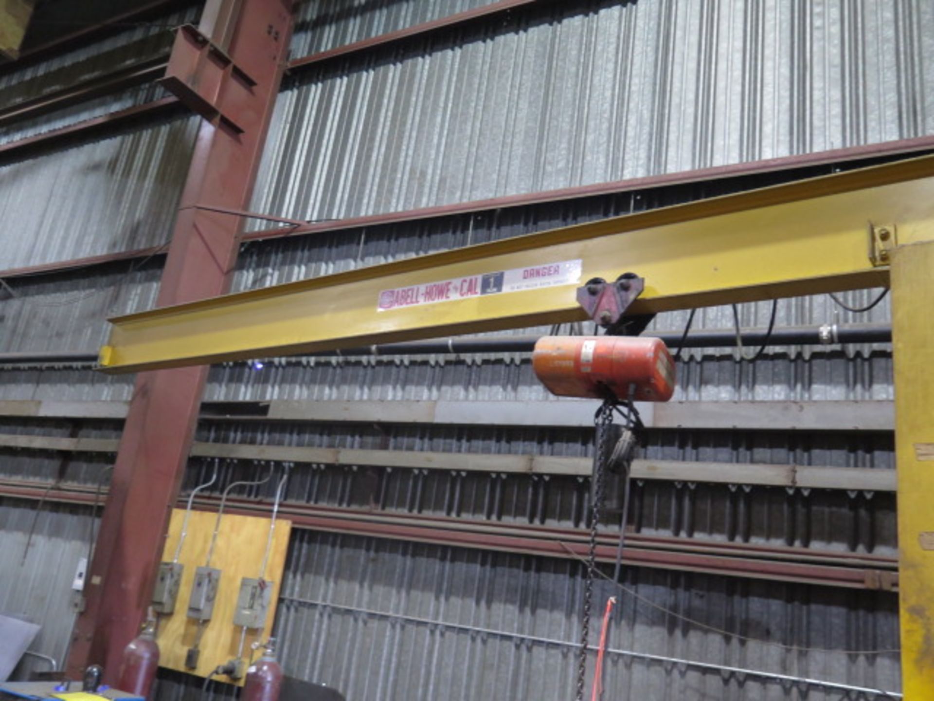 Abell-Howe 1 Ton Floor Mounted Jib Crane w/ Electric Hoist (SOLD AS-IS - NO WARRANTY) - Image 3 of 7