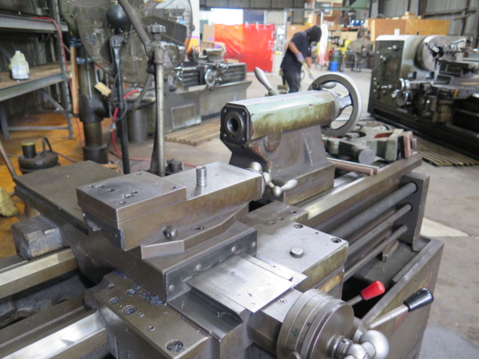 Tongil TIPL-4 15” x 42” Geared Head Gap Bed Lathe w/ 60-1500 RPM, Inch/mm Threading, SOLD AS IS - Image 10 of 12