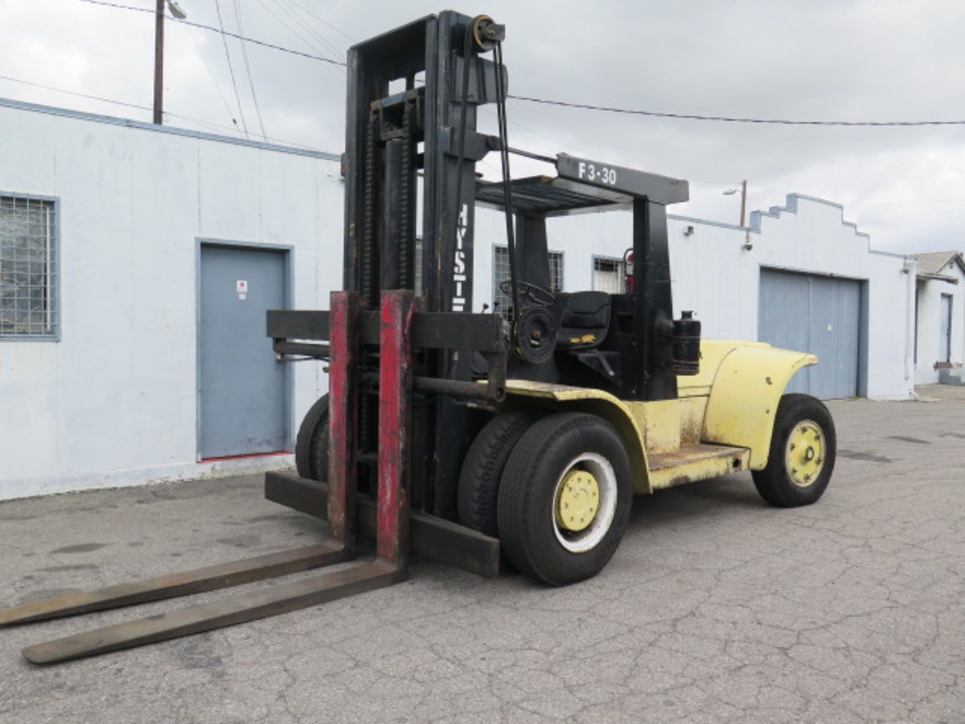 Hyster 300 30,000 Lb Cap LPG Forklift Adjustable Blades, Pneumatic Tires (SOLD AS-IS - NO WARRANTY) - Image 2 of 18