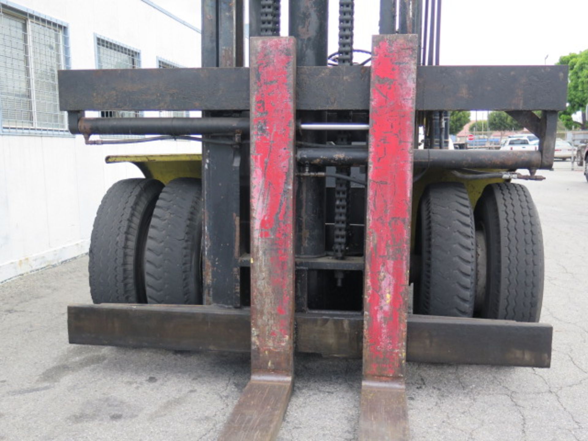 Hyster 300 30,000 Lb Cap LPG Forklift Adjustable Blades, Pneumatic Tires (SOLD AS-IS - NO WARRANTY) - Image 5 of 18