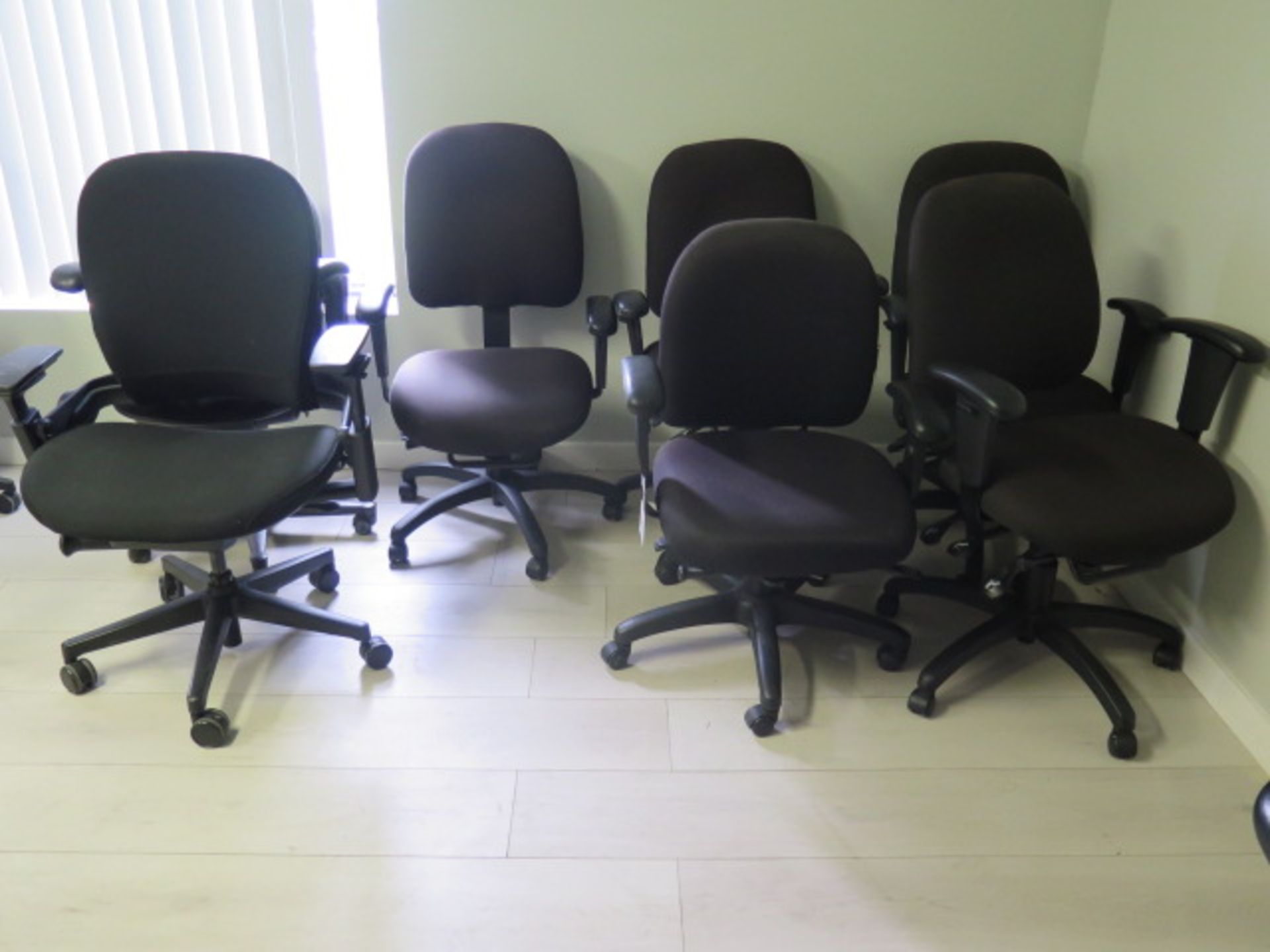Office Chairs (7) (SOLD AS-IS - NO WARRANTY)
