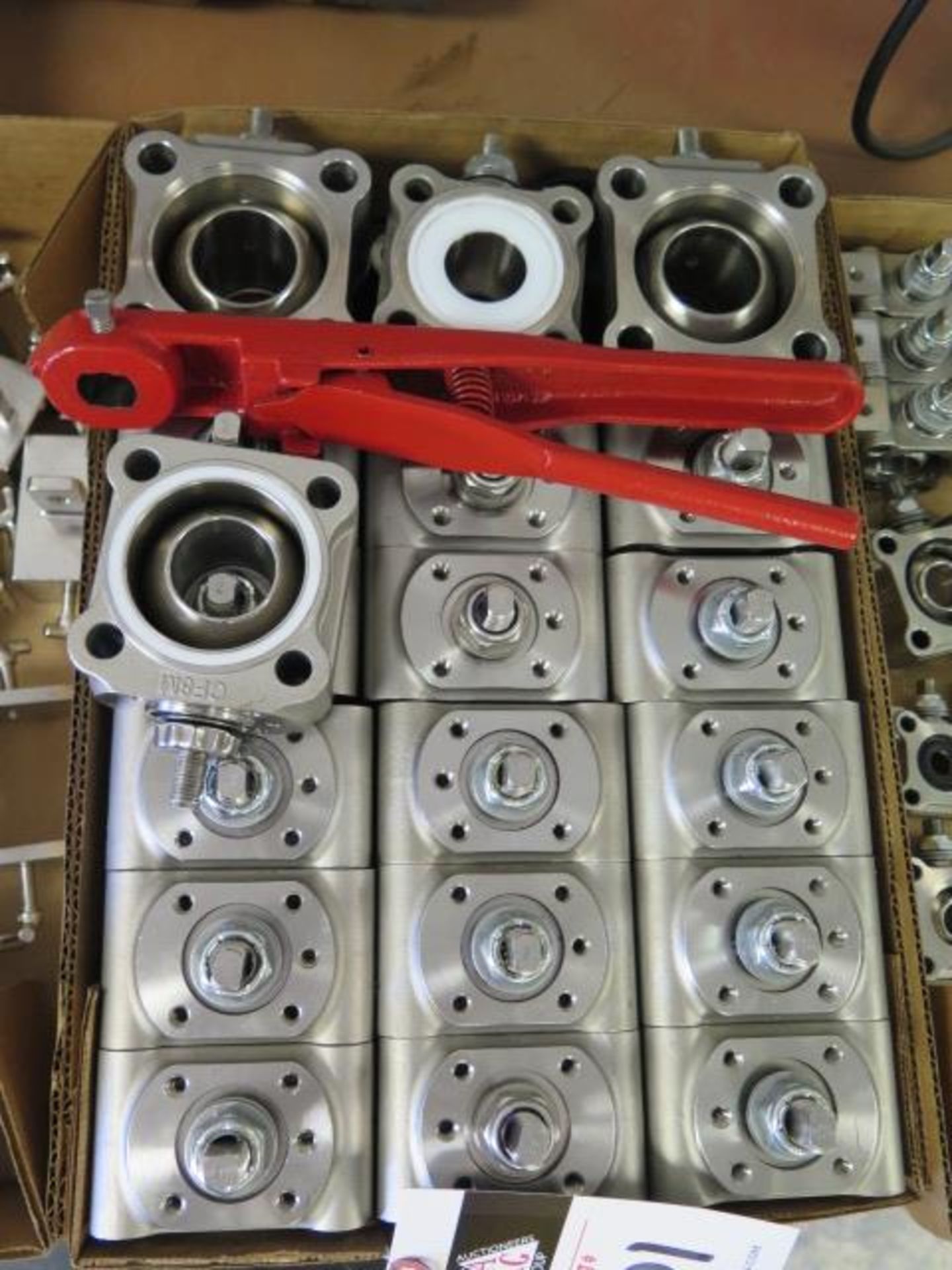 Worchester and SVF Flow Controls 2 1/4" and 2 1/2" Stainless Steel Valves (21) (SOLD AS-IS - NO WAR - Image 2 of 6