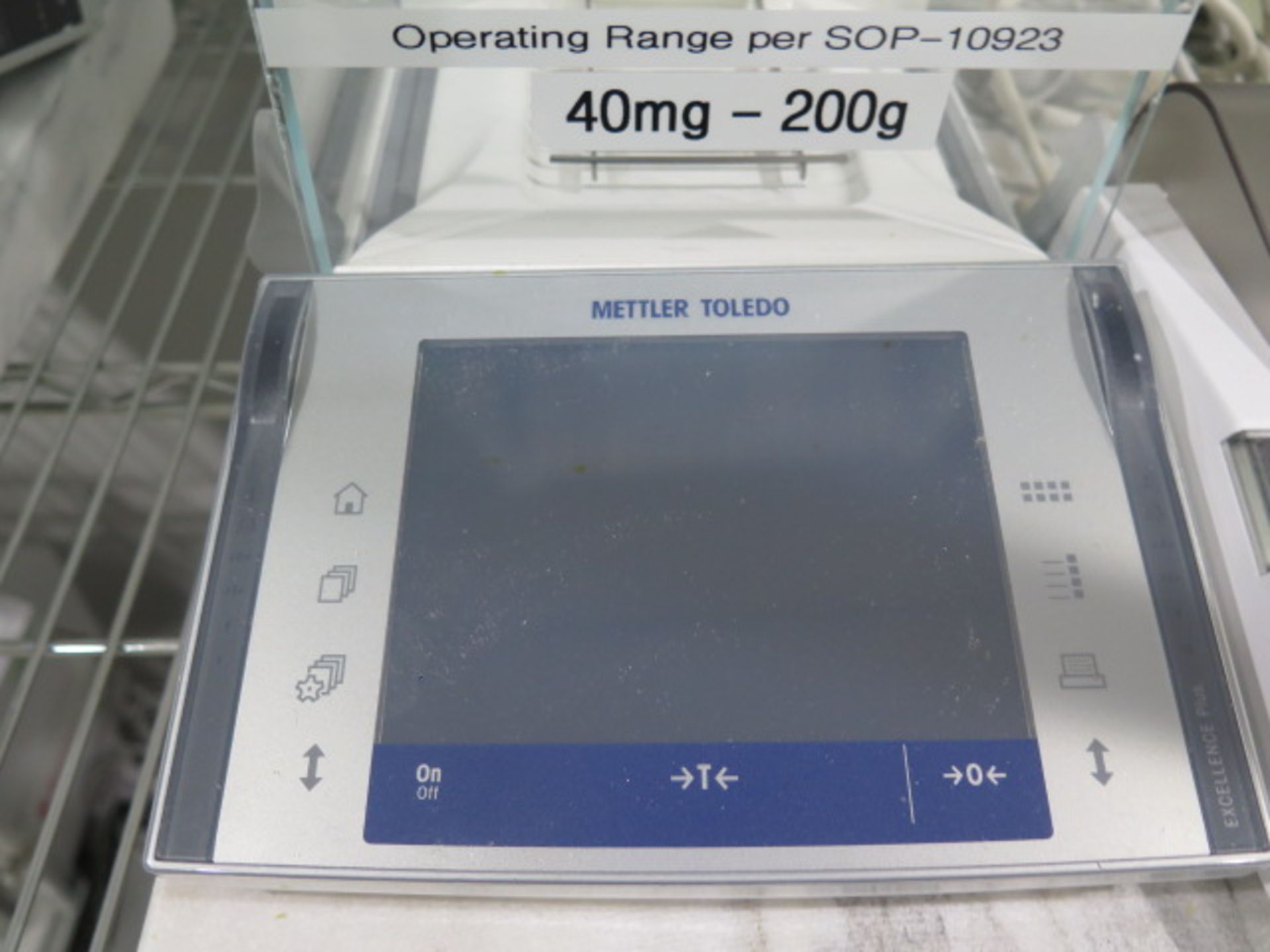 Mettler Toledo XP205 DeltaRange Analytical Balance Scale 0.01mg-220g w/ Static Detect, SOLD AS IS - Image 7 of 9